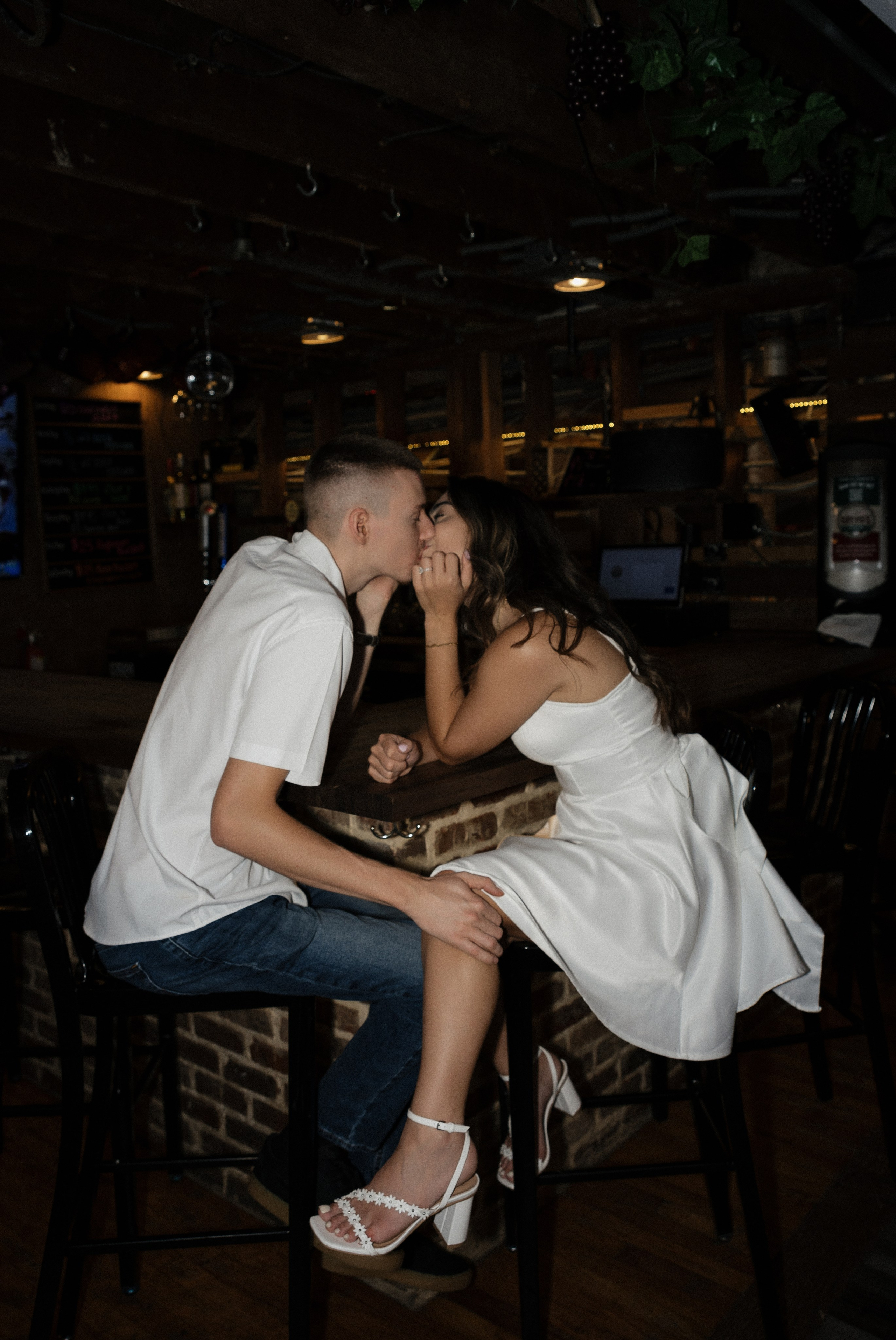 Engagement Photoshoot in the city. Photographer Anastasia Nagibina