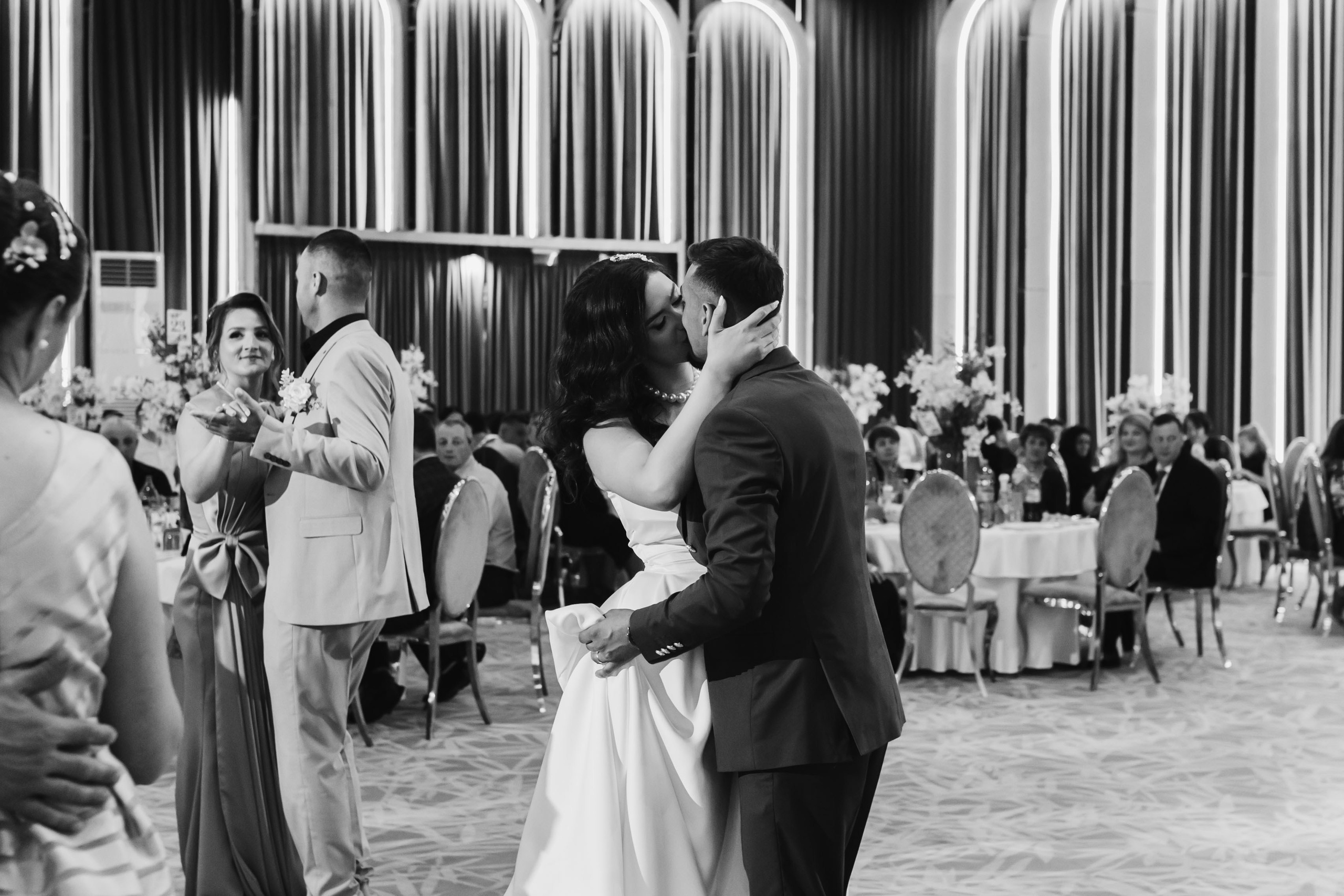 Nunta Nicoleta & Răzvan | Fotografie & Videografie Profesională. Servicii foto-video profesionale, pentru momente de neuitat