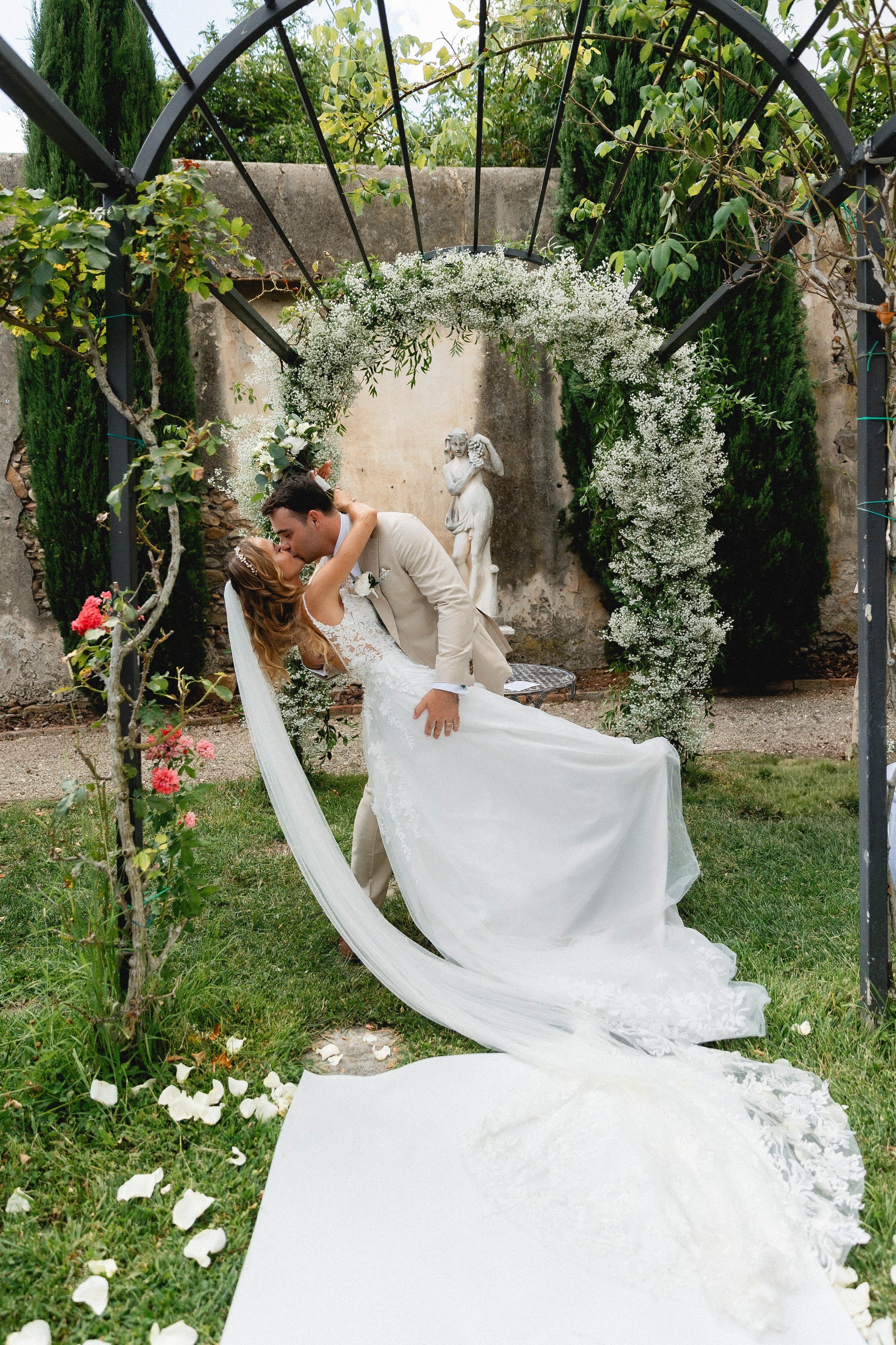 Diana & Thomas. Villa Scorzi, Tuscany. Digital + Film 35mm. Фотограф в Милане Анна Линник