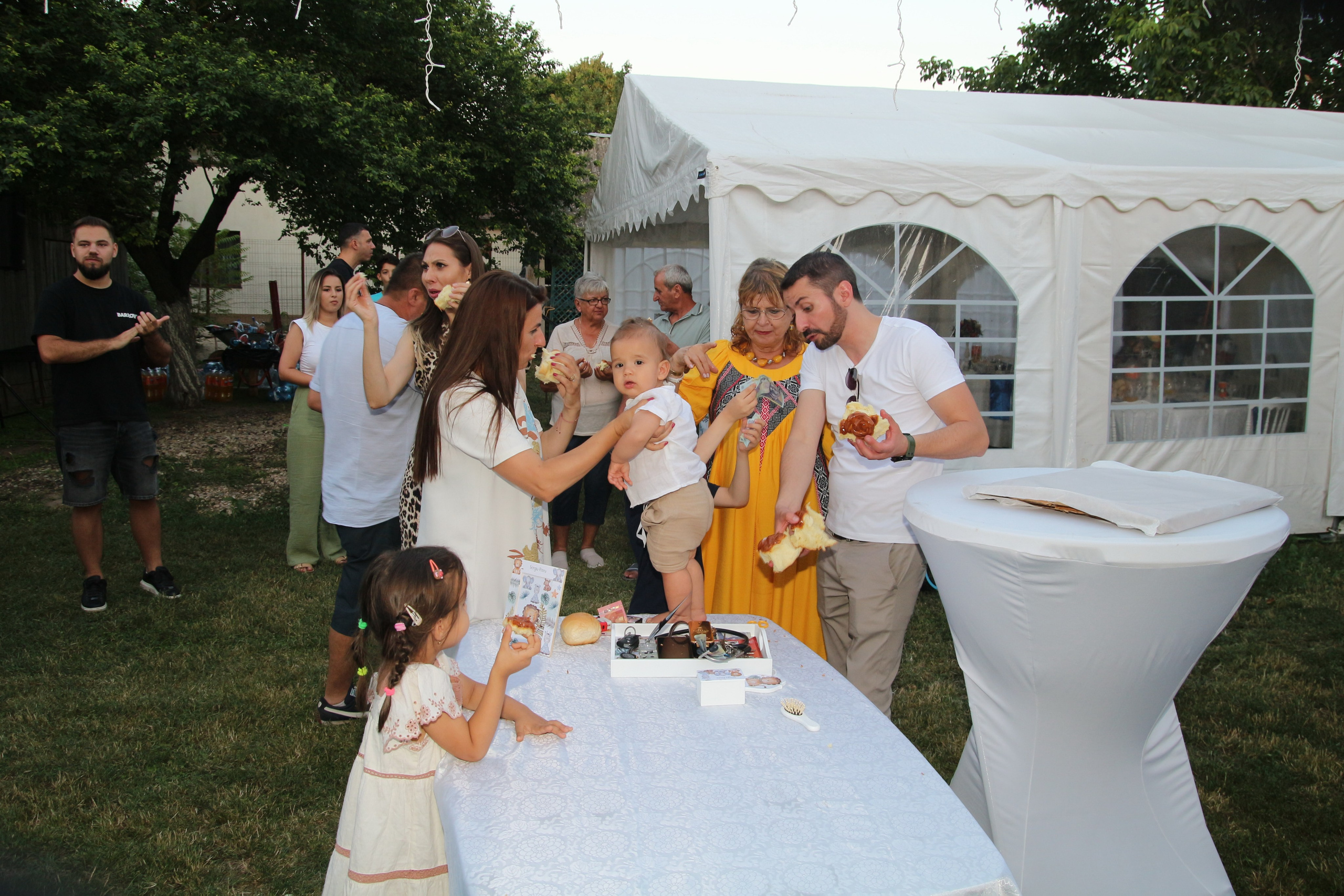 BYZO MEDIA. PETRU BYZO - family and children photographer in ROMANIA