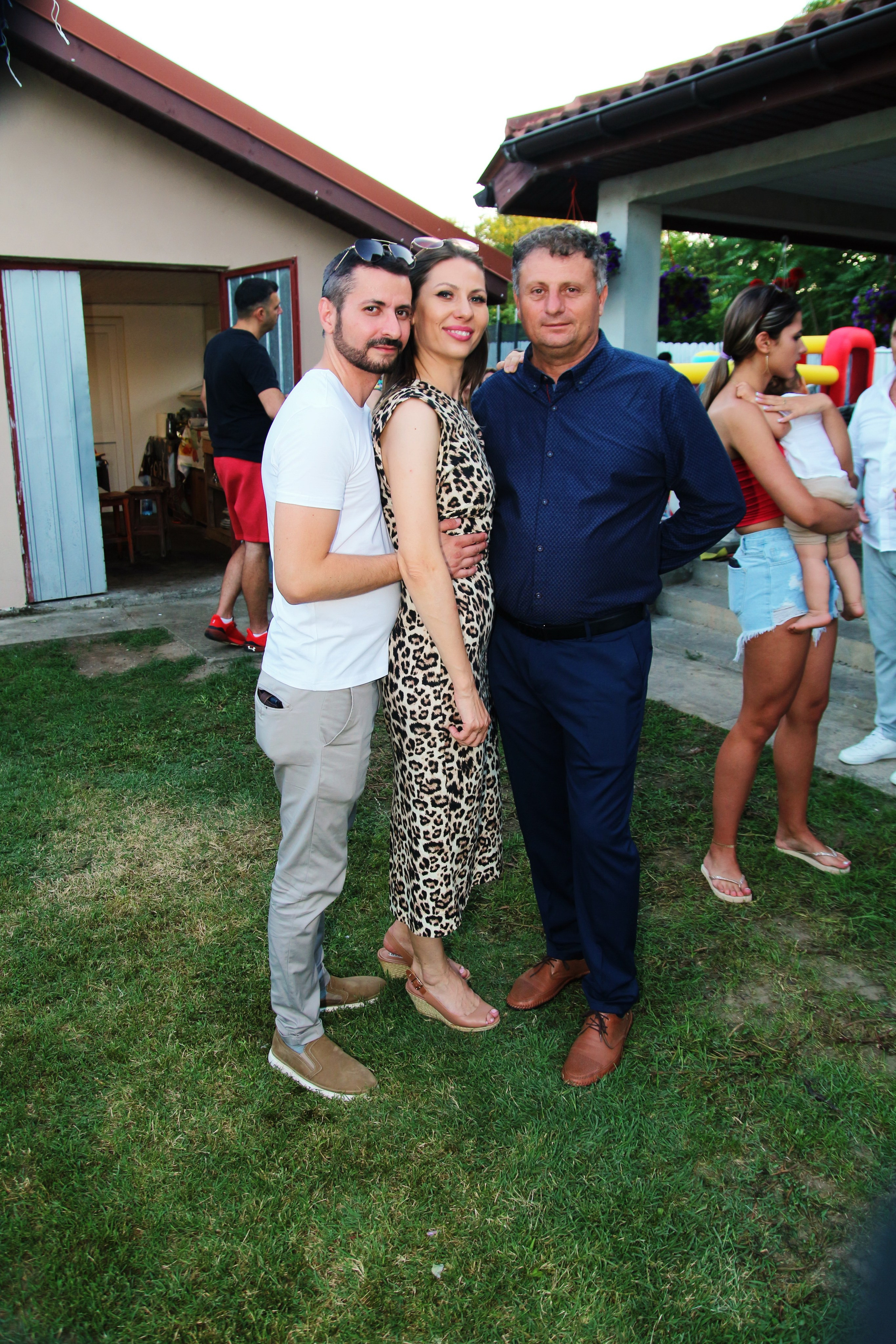 BYZO MEDIA. PETRU BYZO - family and children photographer in ROMANIA