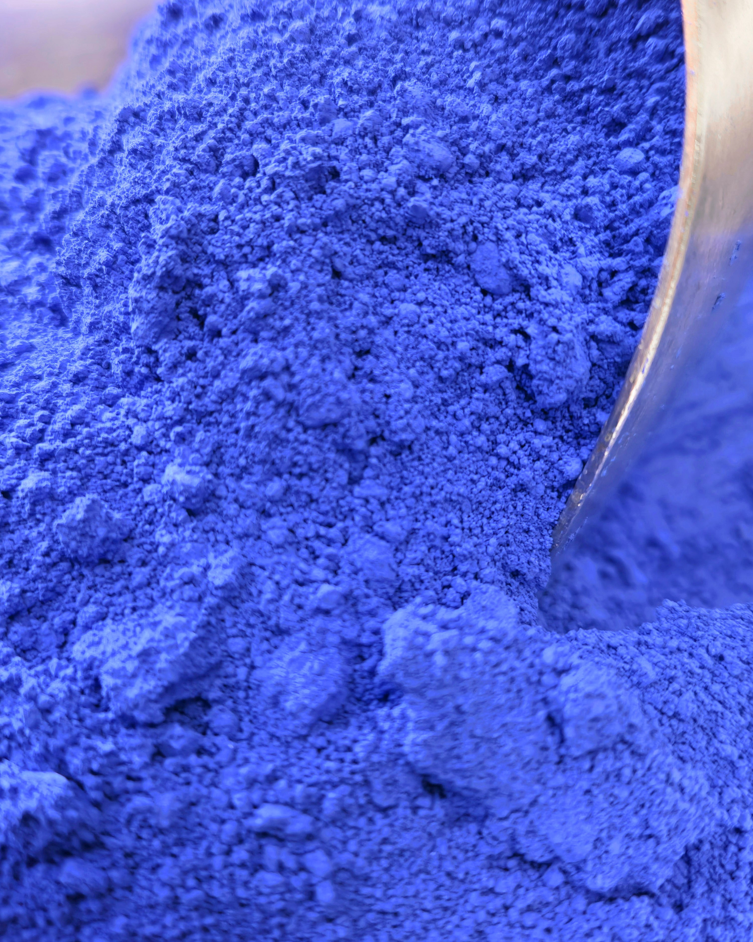 Collaboration with SCHAAL Handmade Artists Colors. ELEN BEZHEN