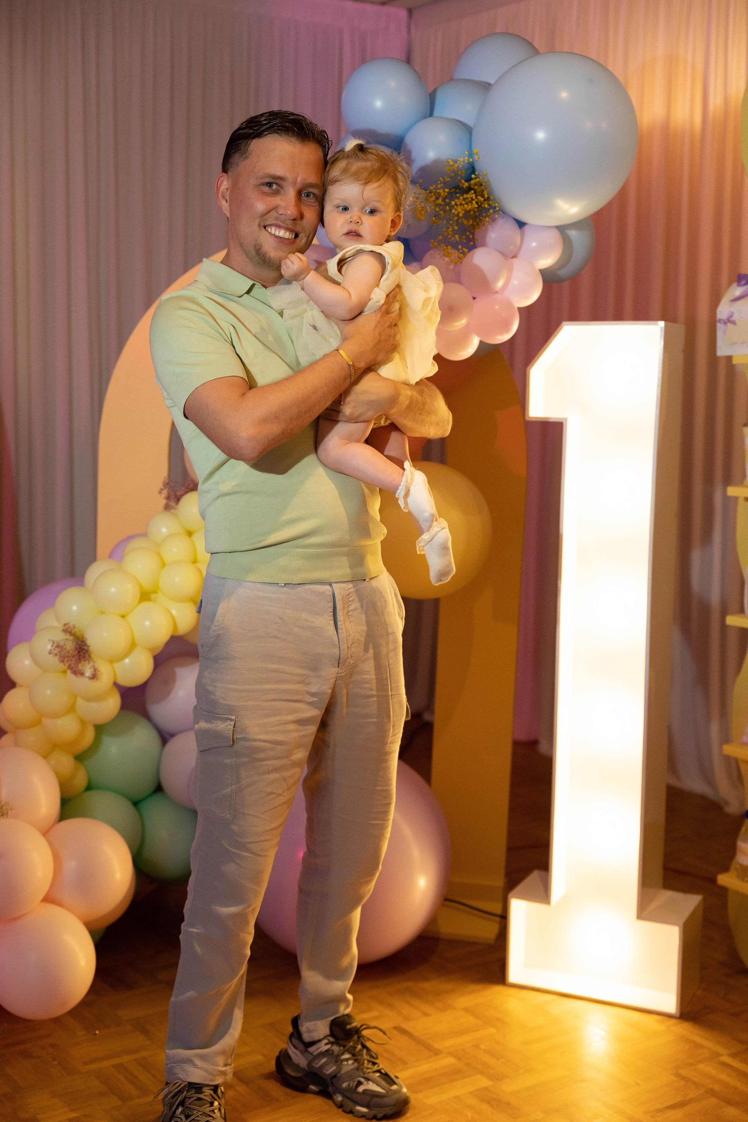 1 st Birthday. Portrait and Family Photographer in Netherlands