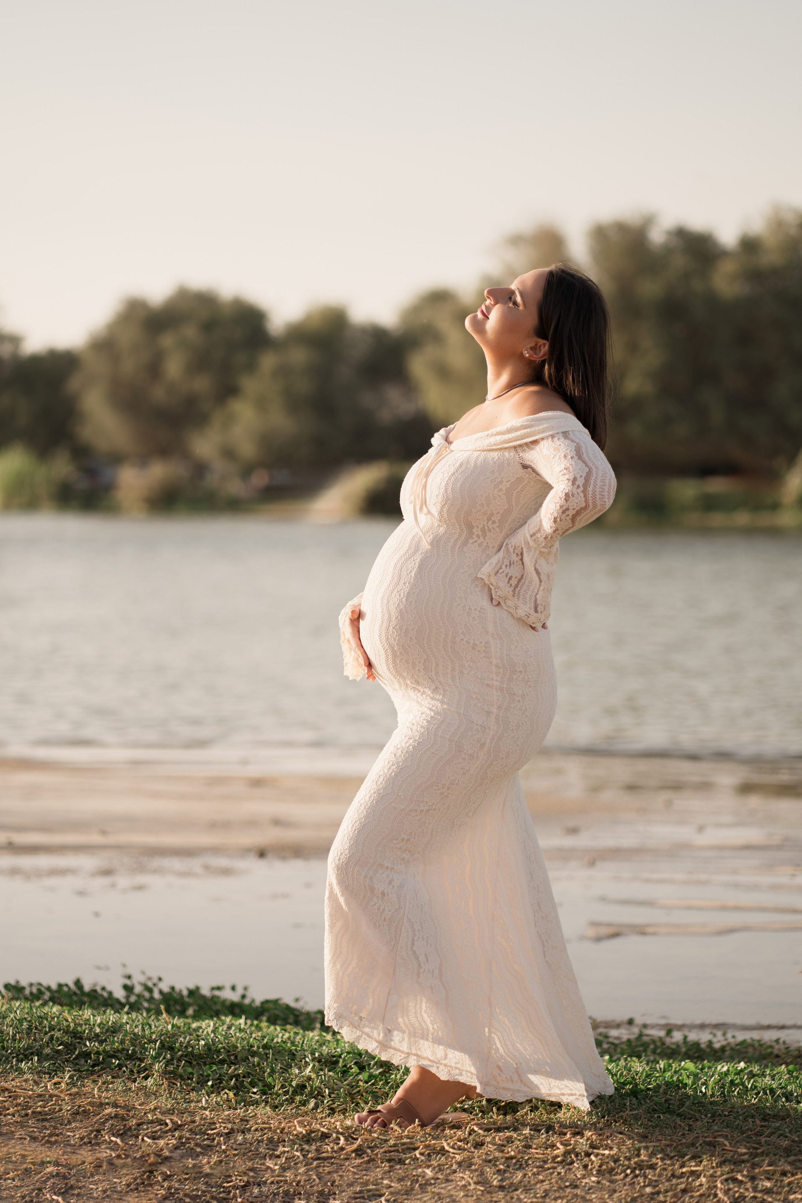 Lake of love. Angela Iakovleva — Family Photographer in Dubai