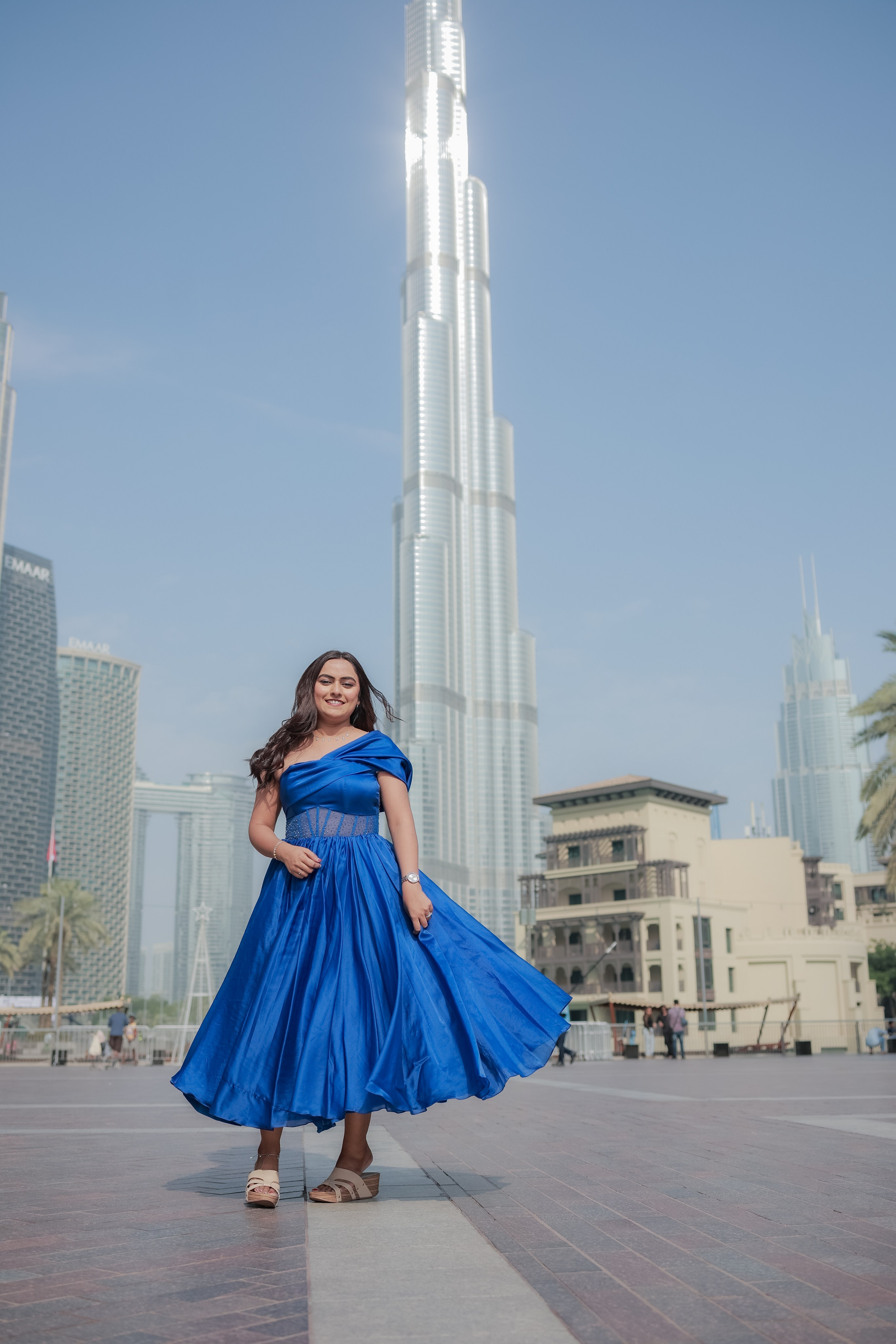 COUPLE SESSIONS. Love Emotions Weddings