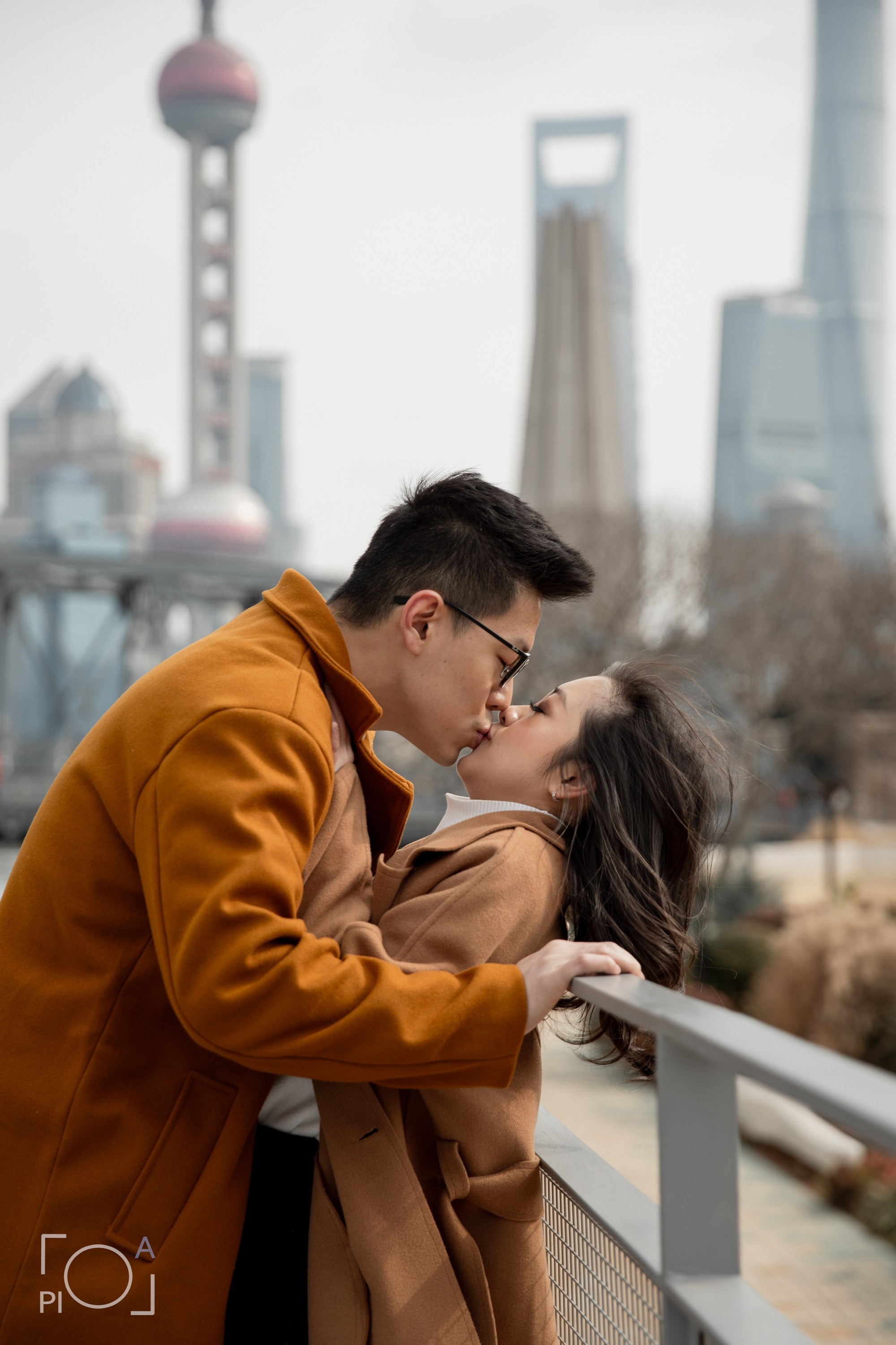 100 поцелуев в Шанхае. Фотограф в Шанхае — Лола Пидлуская