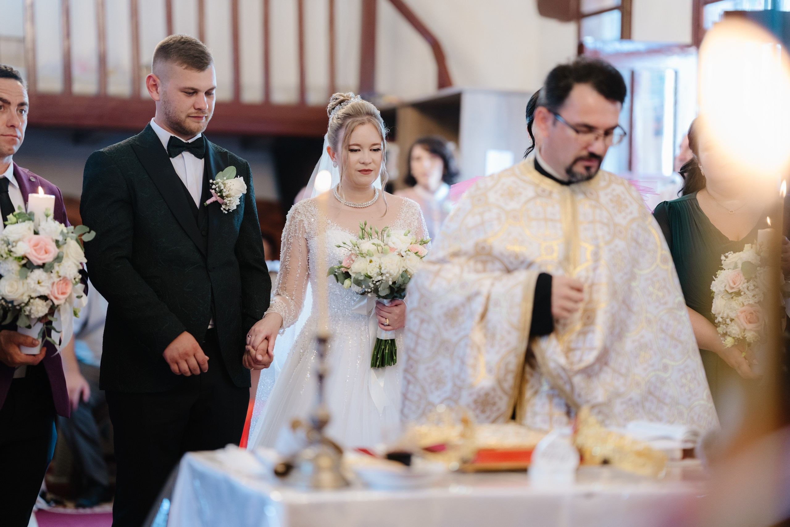 * fotograf stare civilă Siret* fotograf Bucovina* fotograf nuntă Suceava* fotograf Iași Botoșani* stare civilă tradițională* ie românească nuntă* AlinoFotoStudio* fotograf Andrei și Andreea- Alin Chirilă fotograf – stare civilă Siret, Suceava, Andrei și Andreea în ie tradițională, poveste spusă prin fotografiefotograf stare civilă Siret Suceava Alin Chirilă – miri îmbrăcați în costum tradițional bucovineanAlin Chirilă fotograf nuntă Siret Suceava – stare civilă autentică în Bucovina, emoții realefotograf Siret Suceava Alin Chirilă – Andrei și Andreea la starea civilă în ie tradiționalăstare civilă Siret fotograf Alin Chirilă – cadre naturale cu miri în costum popular din Bucovinafotograf nuntă Siret Suceava Alin Chirilă – povestitor prin fotografie, moment emoționant la starea civilăAlin Chirilă fotograf stare civilă Siret – iubire autentică surprinsă în stil documentarfotograf Bucovina Siret Alin Chirilă – stare civilă în ie tradițională, cadre pline de emoțieAlin Chirilă fotograf Suceava – Andrei și Andreea spun DA la starea civilă în Siretfotograf stare civilă Suceava Siret Alin Chirilă – poveste de iubire în stil tradițional românesc - Alin Chirilă fotograf profesionist, AlinoFotoStudio, fotograf evenimente Siret, Suceava County, Iași, Bacău County, Botoșani, Neamț County, fotograf nunți, botezuri, cununii civile, portrete și momente autentice surprinse elegant.- Alin Chirilă surprinde momente elegante de nuntă și evenimente speciale prin AlinoFotoStudio, fotograf disponibil în Siret, Suceava County, Iași, Bacău County, Botoșani și Neamț County, specializat în nunți, botezuri și cununii civile. - Alin Chirilă fotograf profesionist, AlinoFotoStudio, fotograf nuntă și evenimente în Siret, Suceava, Iași, Bacău, Botoșani și Piatra Neamț, fotograf nunți, botezuri, cununie civilă, ședințe foto, trash the dress, logodnă, familie, portrete și fotografii autentice. - AlinoFotoStudio by Alin Chirilă, fotograf evenimente premium în Suceava County, Iași County, Bacău County, Botoșani County și Neamț County, fotograf de familie, fotograf ceremonii religioase, petreceri și momente emoționante. - Alin Chirilă fotograf, povestitor prin fotografie, servicii foto profesionale pentru mireasă, mire, pregătiri nuntă, biserică, restaurant, valsul mirilor, tradiții românești și amintiri de neuitat în Moldova.