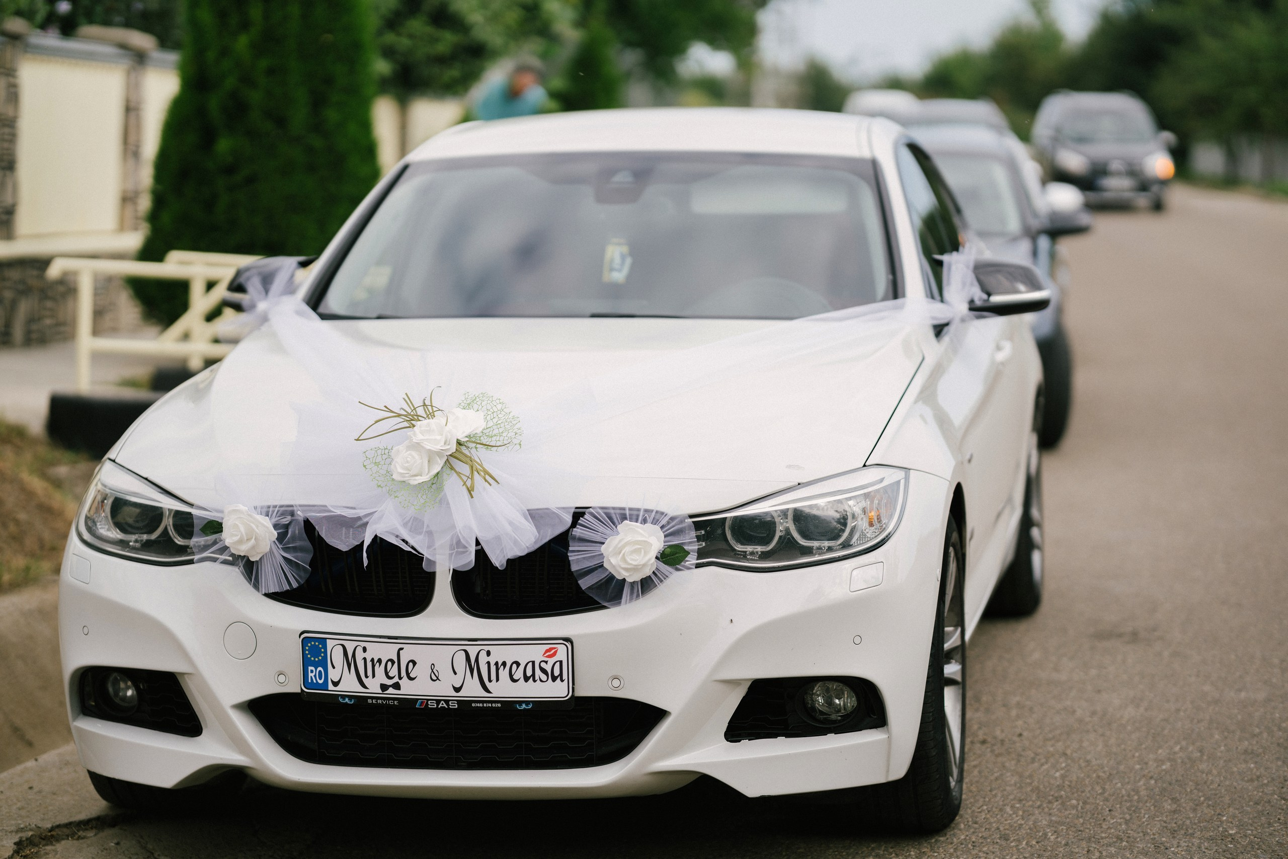 1. Mireasa Adriana în timpul pregătirilor de nuntă în Tudora Botoșani2. Costumul mirelui Ionuț fotografiat artistic în ziua nunții3. Prietenii mirelui la tradițiile de nuntă în Tudora4. Bărbieritul mirelui în cadrul obiceiurilor tradiționale de nuntă5. Fotografii de familie la biserică în ziua nunții6. Portret de familie cu mirii și copilul lor la nunta din Botoșani7. Primul dans al mirilor la Mariage Dor Baisa Botoșani8. Decor elegant de nuntă la Mariage Dor Baisa9. Emoții și tradiții la nunta din Tudora județul Botoșani10. Fotograf profesionist de nuntă în Botoșani surprinzând momente autentice - otograf-nunta-botosanifotograf-evenimente-botosanifotograf-profesionist-botosanifotograf-nunta-tudoranunta-tudora-botosanisedinta-foto-nunta-botosanipoze-nunta-botosanifotografii-nunta-tudorafotograf-cununie-religioasa-botosanibiserica-sfintii-imparati-constantin-si-elena-tudoramariage-dor-baisa-botosanirestaurant-nunta-botosanidansul-mirilor-mariage-dorpregatiri-mire-botosanipregatiri-mireasa-botosanitraditii-nunta-moldovaobiceiuri-nunta-tudorafotograf-familie-nunta-botosaniportret-miri-botosanigalerie-foto-nunta-botosanialbum-foto-nunta-botosaninunta-eleganta-botosaninunta-cu-traditii-botosanifotograf-premium-nunta-botosaniservicii-foto-video-botosanipoveste-de-nunta-botosanifotograf-documentar-nuntafotograf-natural-emotionalmiri-ionut-si-adriananunta-autentica-tudora -otograf-nunta-botosanifotograf-nunta-tudoranunta-tudora-botosanifotograf-evenimente-botosanifotograf-profesionist-botosaniservicii-foto-video-botosanigalerie-foto-nunta-botosanialbum-foto-nunta-botosani - nunta-autentica-botosaninunta-cu-traditii-botosanipoveste-de-nunta-botosanifotografii-emotionante-nuntamomente-autentice-nuntafotografie-documentara-nuntafotograf-natural-nunta- pregatiri-miri-tudorabiserica-tudora-botosanicununie-religioasa-tudoramariage-dor-baisa-botosanipetrecere-nunta-botosanivalsul-mirilor-botosani - alino-foto-studio-botosaniionut-si-adriana-nunta-tudorafotograf-alin-chirila-botosani