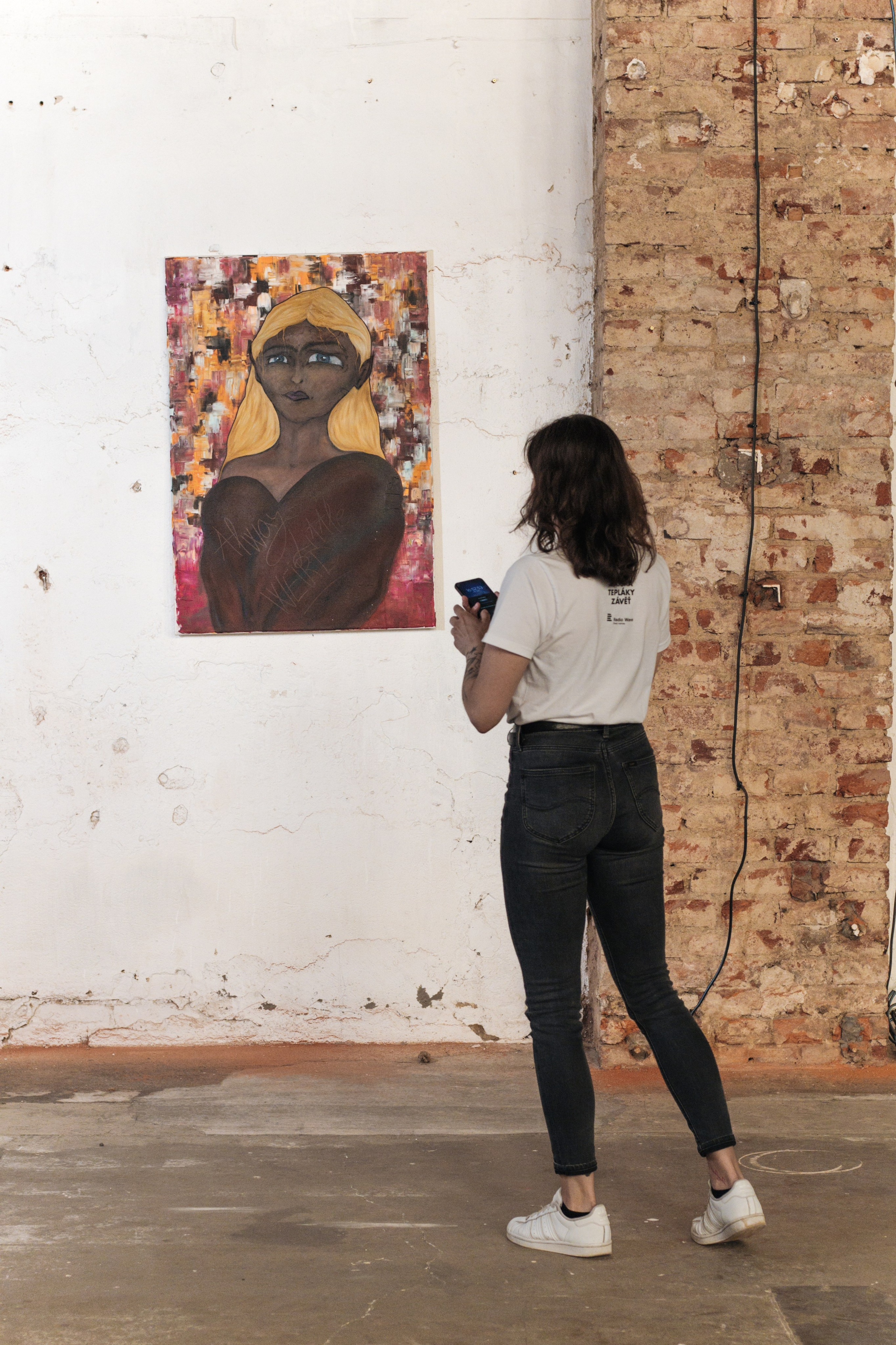 VERNISÁŽ. Dana Lišková — Empatická fotografka | Introspektivní umělkyně | Neurodivergentní koučka| Zakladatelka Artepy.cz