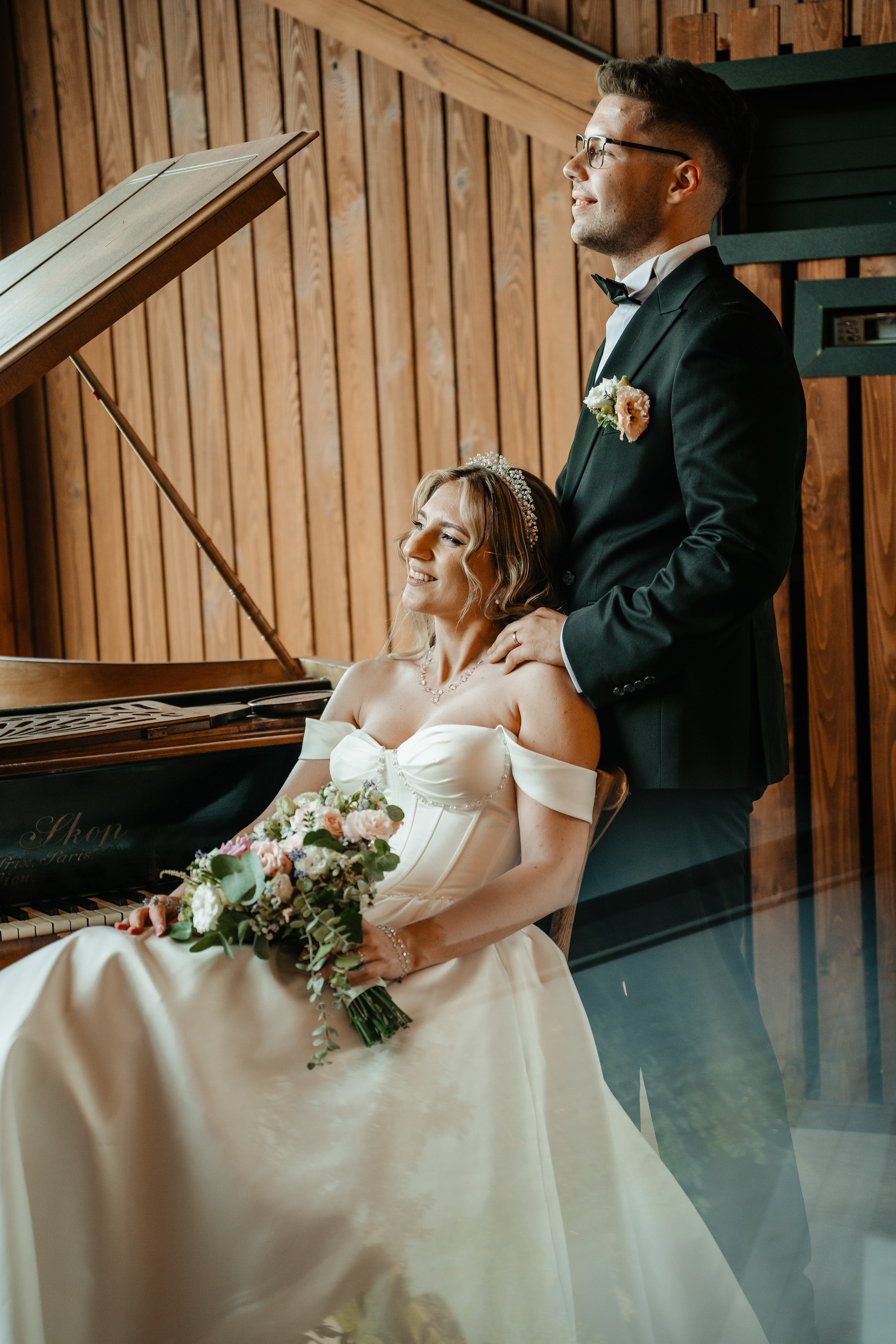 🤎 G a b r i e l a & C o s t i n - Wedding Day Preview. Wedding & Family Photographer