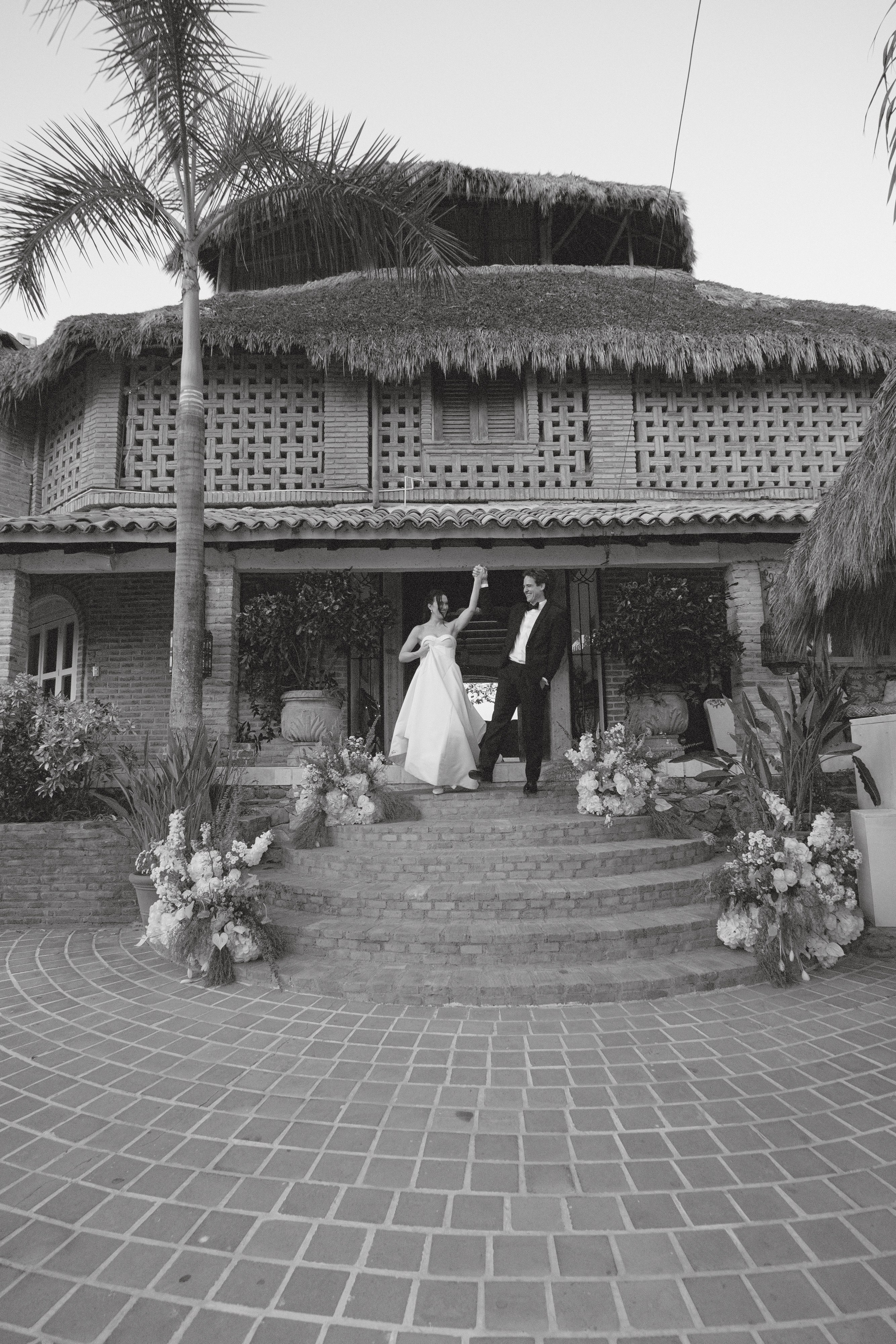Olivia & Luke. Sayulita Wedding Photographer, Puerto Vallarta, Cabo