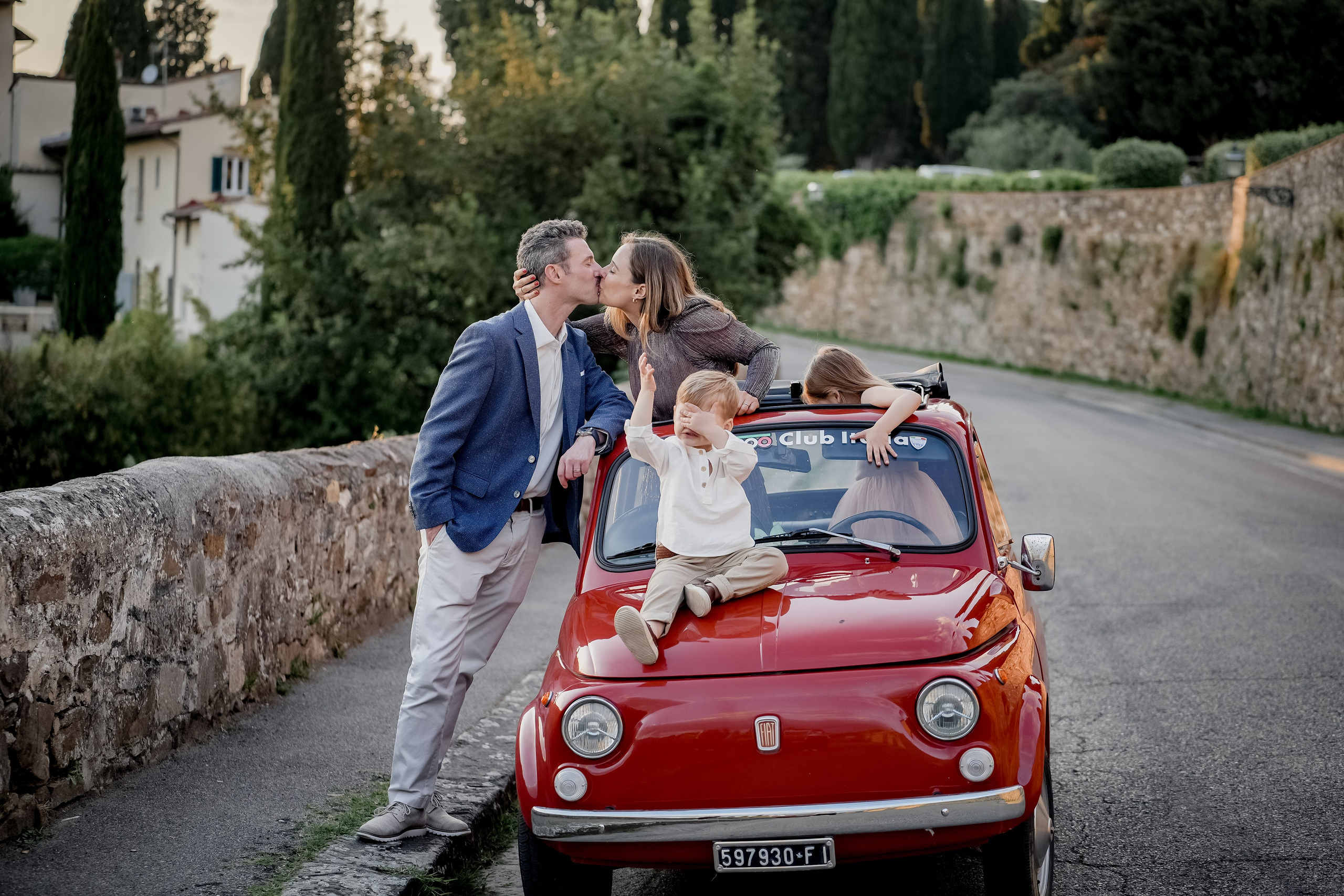 Jessica & Family. Wedding Photographer in Italy