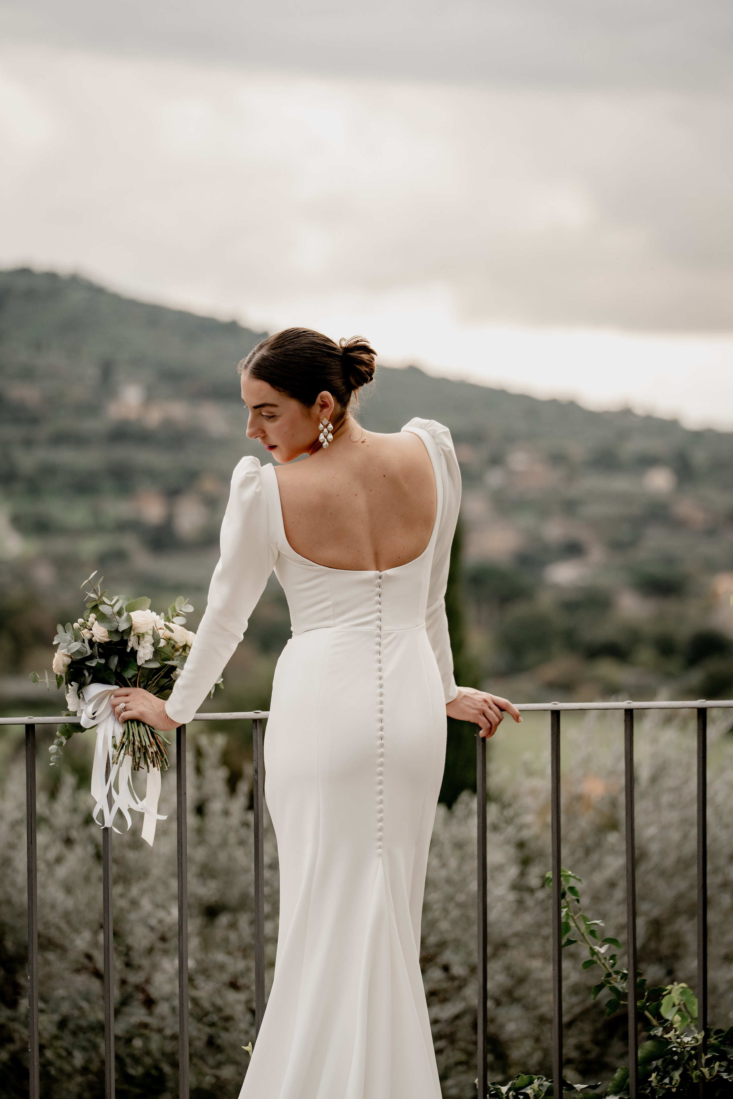 Elopment in Cortona. Villa Falconiere. Wedding Photographer in Italy