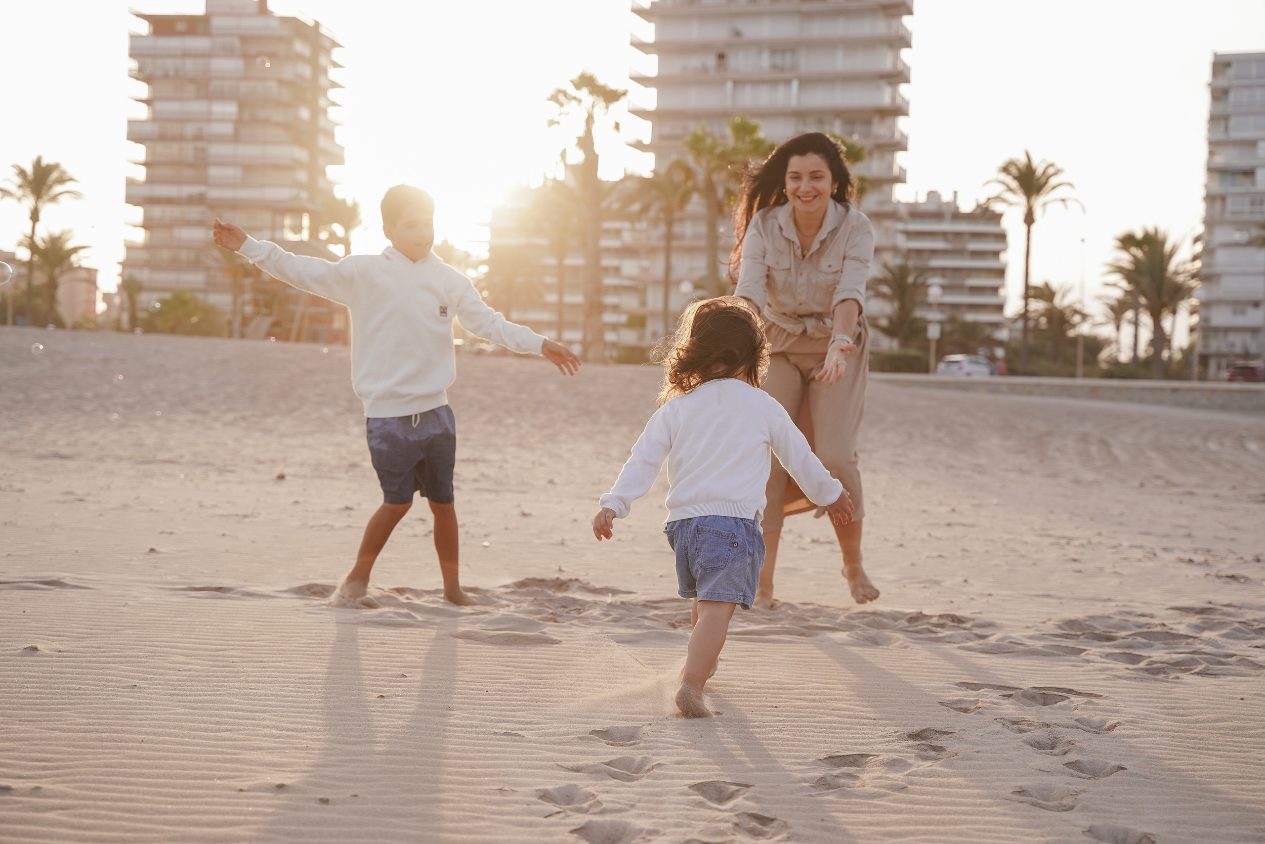 Familia. Fotografo familiar, bodas, reportaje Diana Memetova Alicante, Benidorm