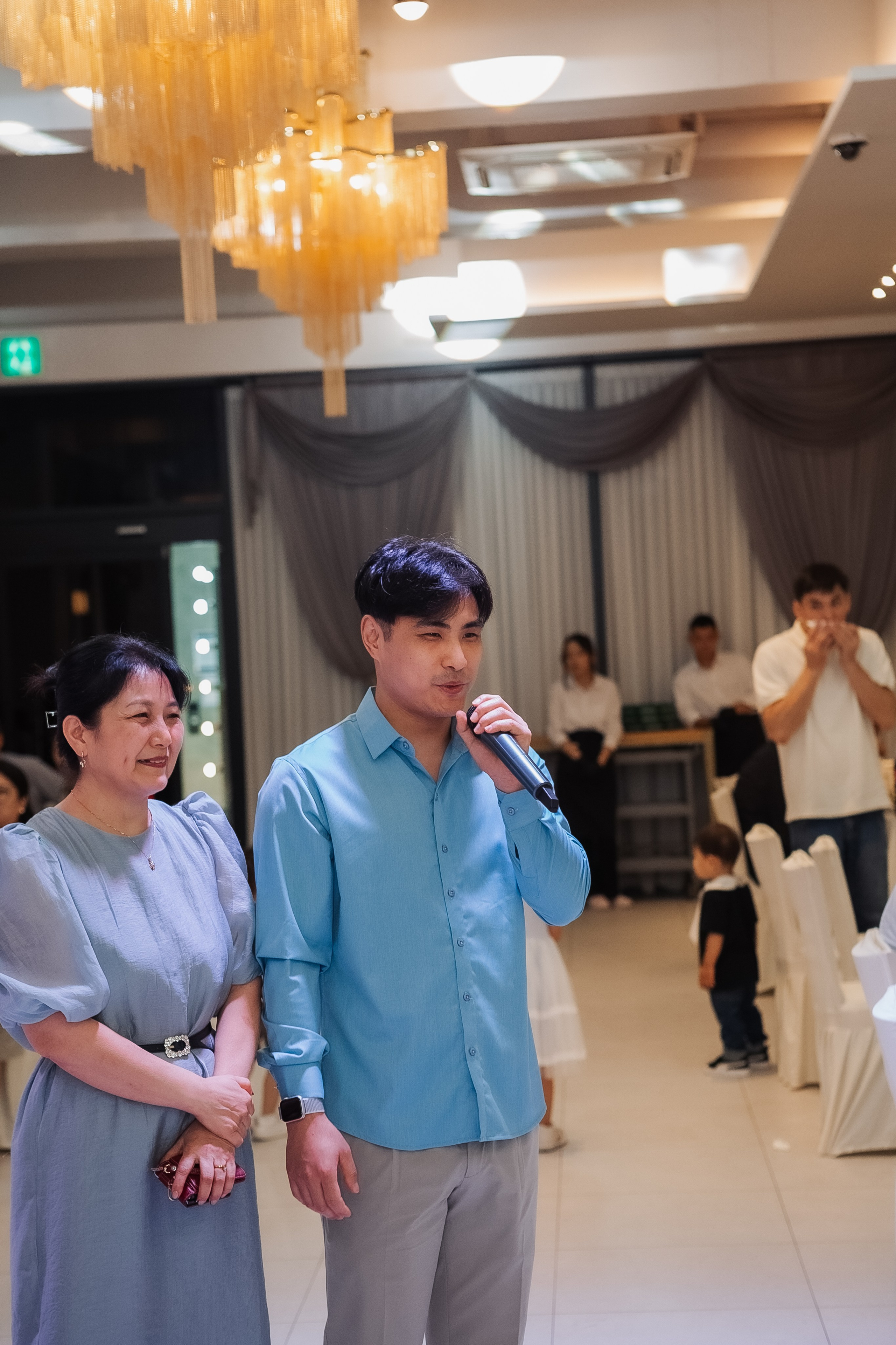 Тео дома и в ресторане. Фотограф беременности, ньюборн и годовасиков в Корее Жанна Хан