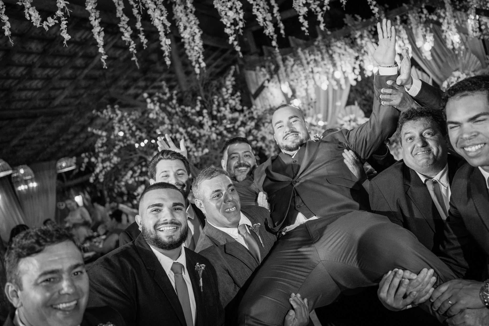 Nathallya & Antônio Marco — Vila Casali / Piratininga SP. Robson Colaço