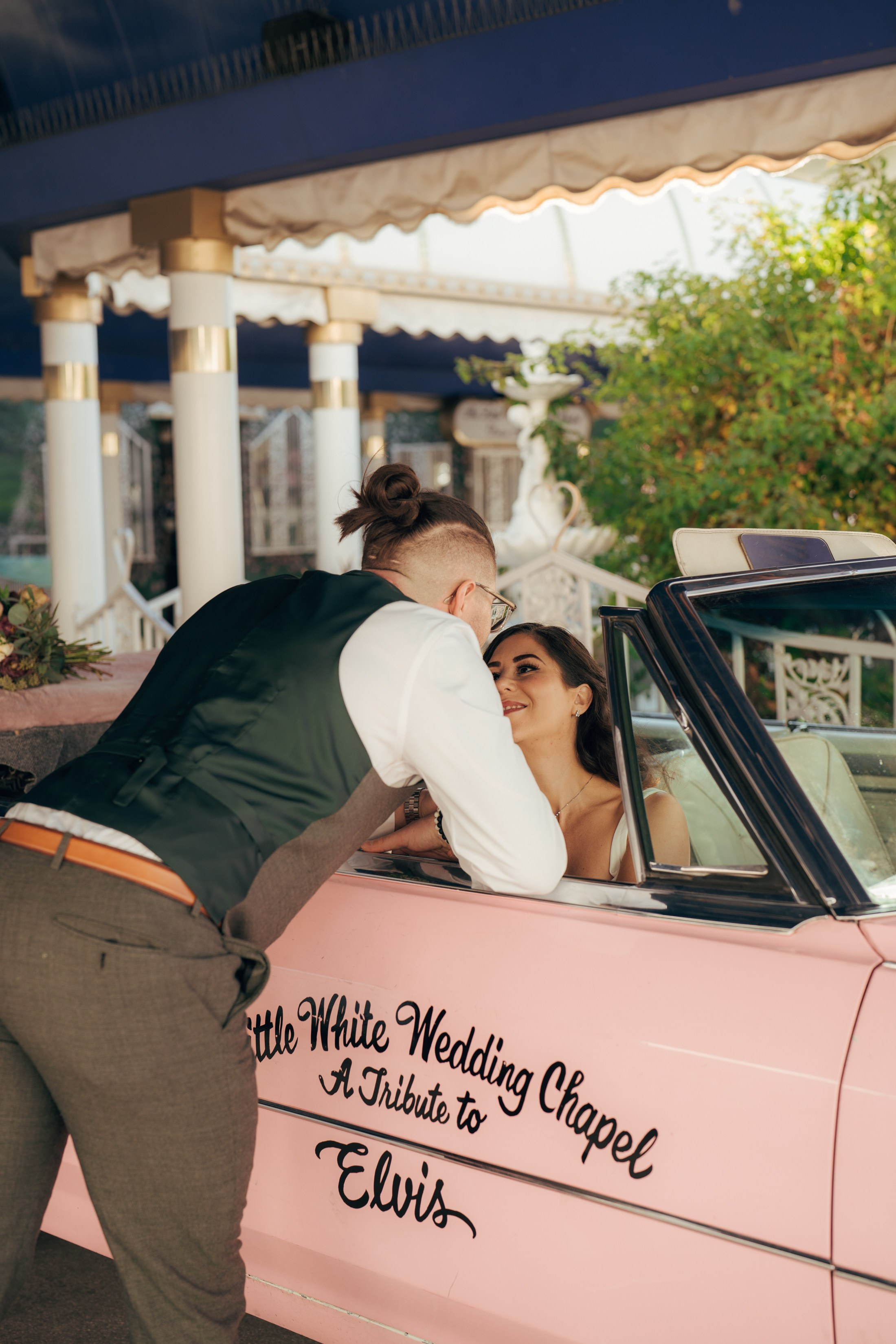 Evan&Jessica. Wedding & elopement photographer Viktoriya Kravtsov. Las Vegas