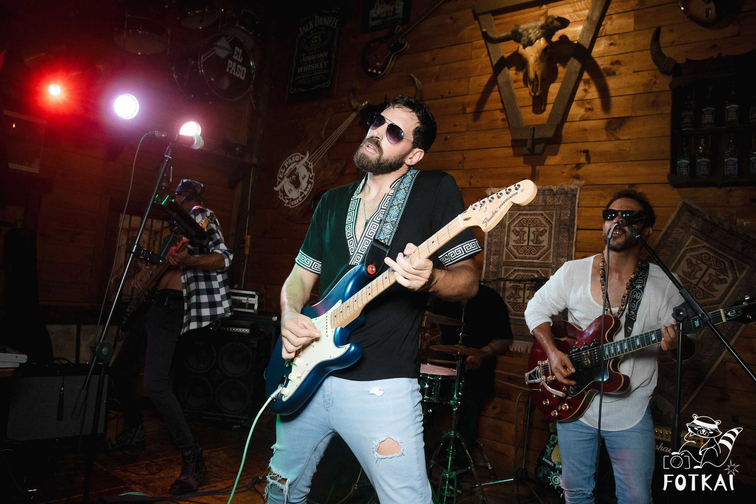 Stones of the Coast en El Paso Rock Bar Torrevieja: Reportaje fotográfico 20.09.25 | FOTKAI