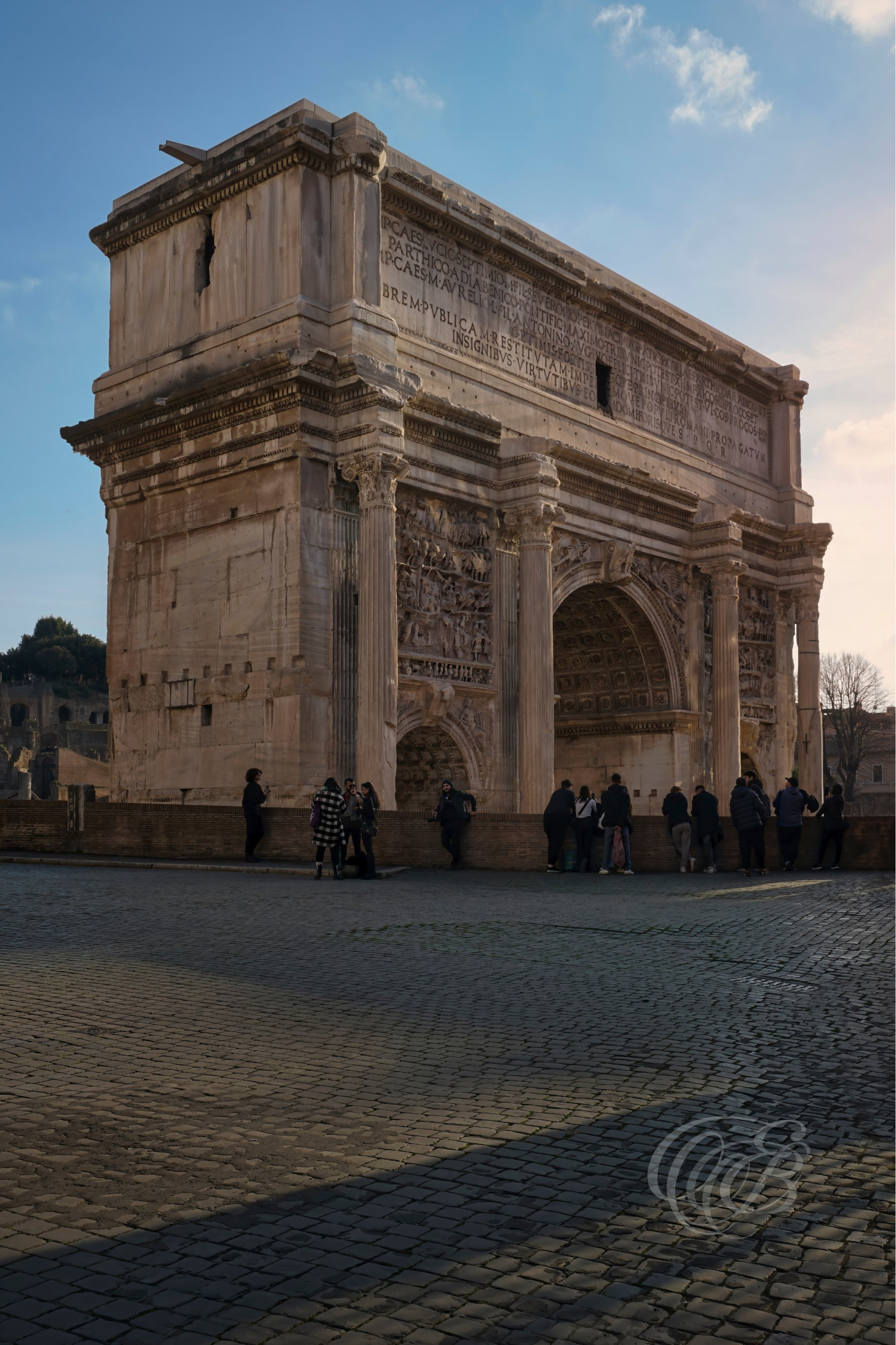Rome, Italy — Arch of Septimius Severus at Sunset — Eduardo Bartoli Photography — Sunset photograph of the Arch of Septimius Severus in the Roman Forum, triumphal arch built in AD 203 to honor Emperor Septimius Severus and the Severan dynasty — Rome, Italy — Arch of Septimius Severus at Sunset — Eduardo Bartoli Photography.