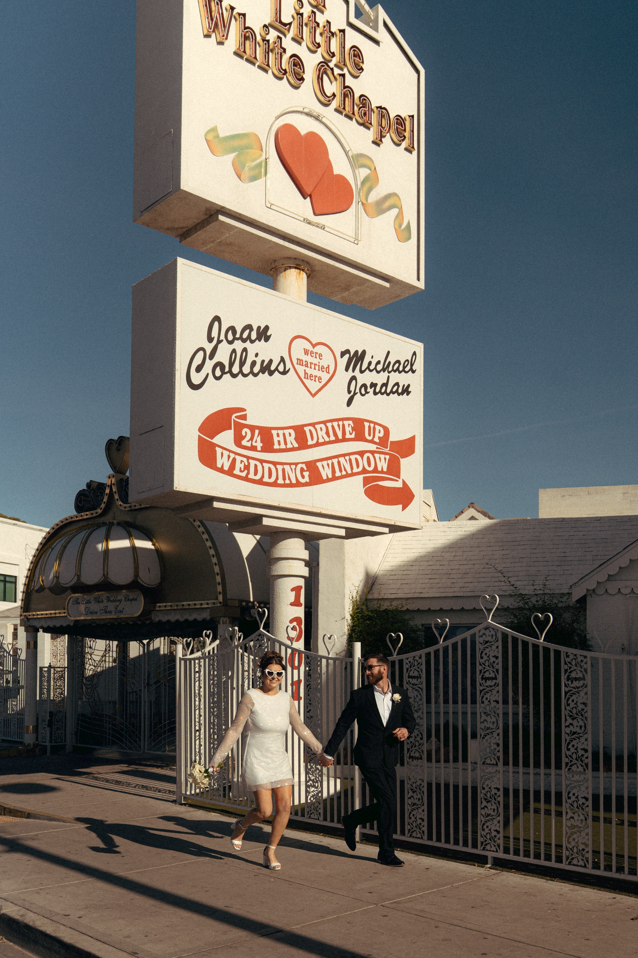 Casey&Michael. Wedding & elopement photographer Viktoriya Kravtsov. Las Vegas