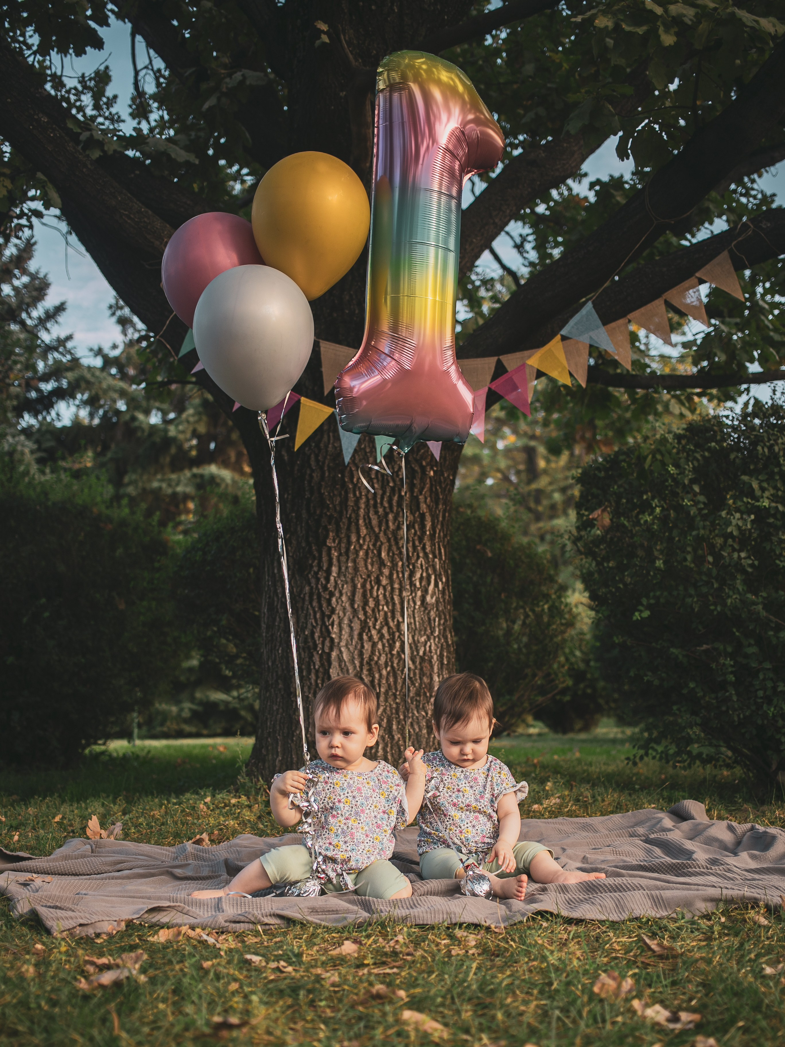 Twins girls. Индивидуальный и love story фотограф в Алматы Шарычева Ирина