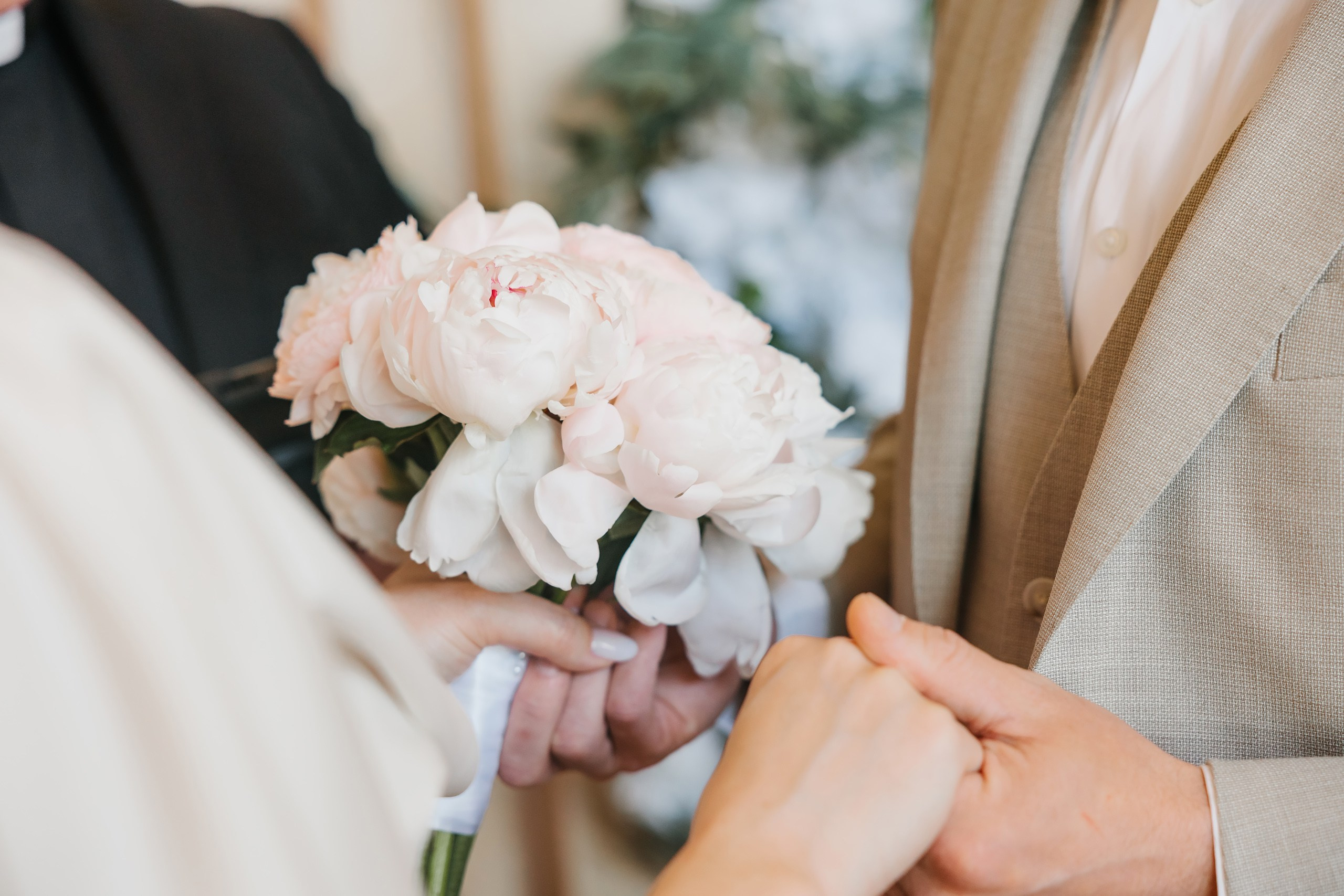 04.27.2025 Wedding. Wedding family event photographer in Chicago Nick Yushevich