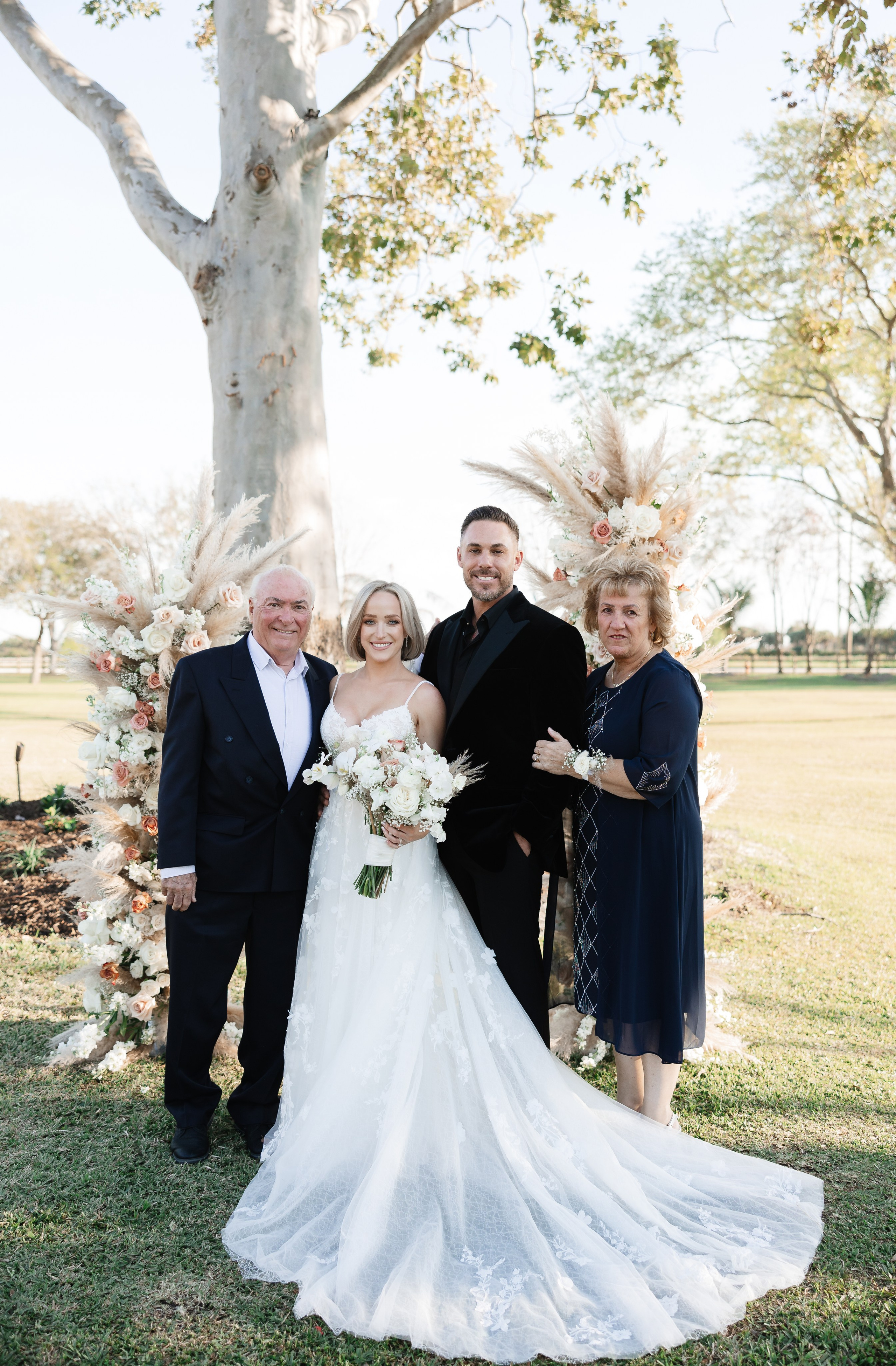 A Quiet, Beautiful Beginning | Kayla & David’s Intimate Weston Estate Wedding. YES I DO PRODUCTION — Wedding photography&videography