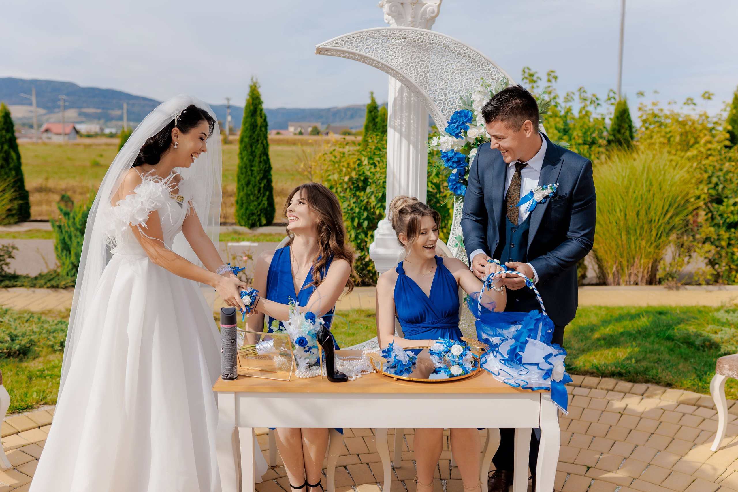 Loredana & Emilian – Ziua Nunții | Videografie - fotografie Botez Suceava, Iași, Botoșani. Servicii foto-video profesionale, pentru momente de neuitat