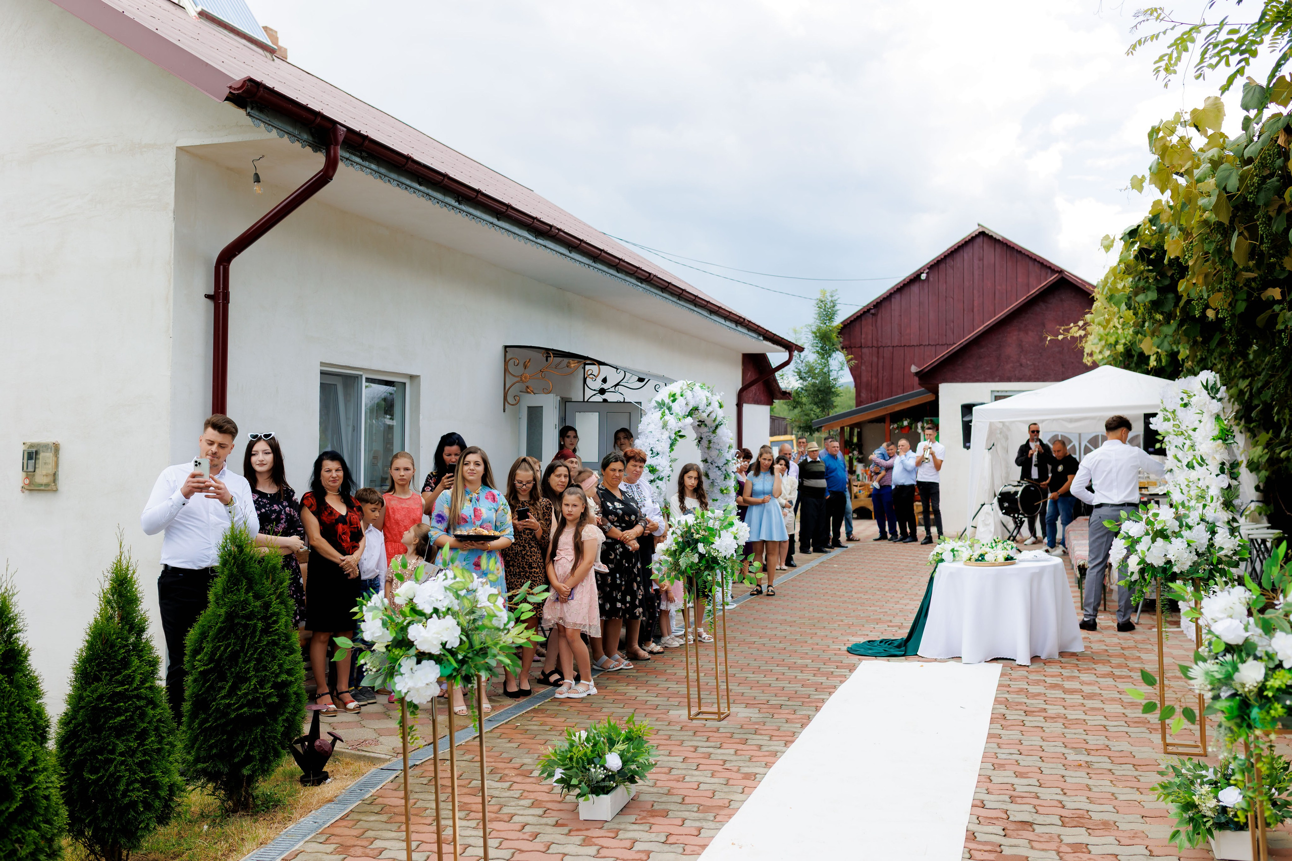 Nunta Nicoleta & Răzvan | Fotografie & Videografie Profesională. Servicii foto-video profesionale, pentru momente de neuitat