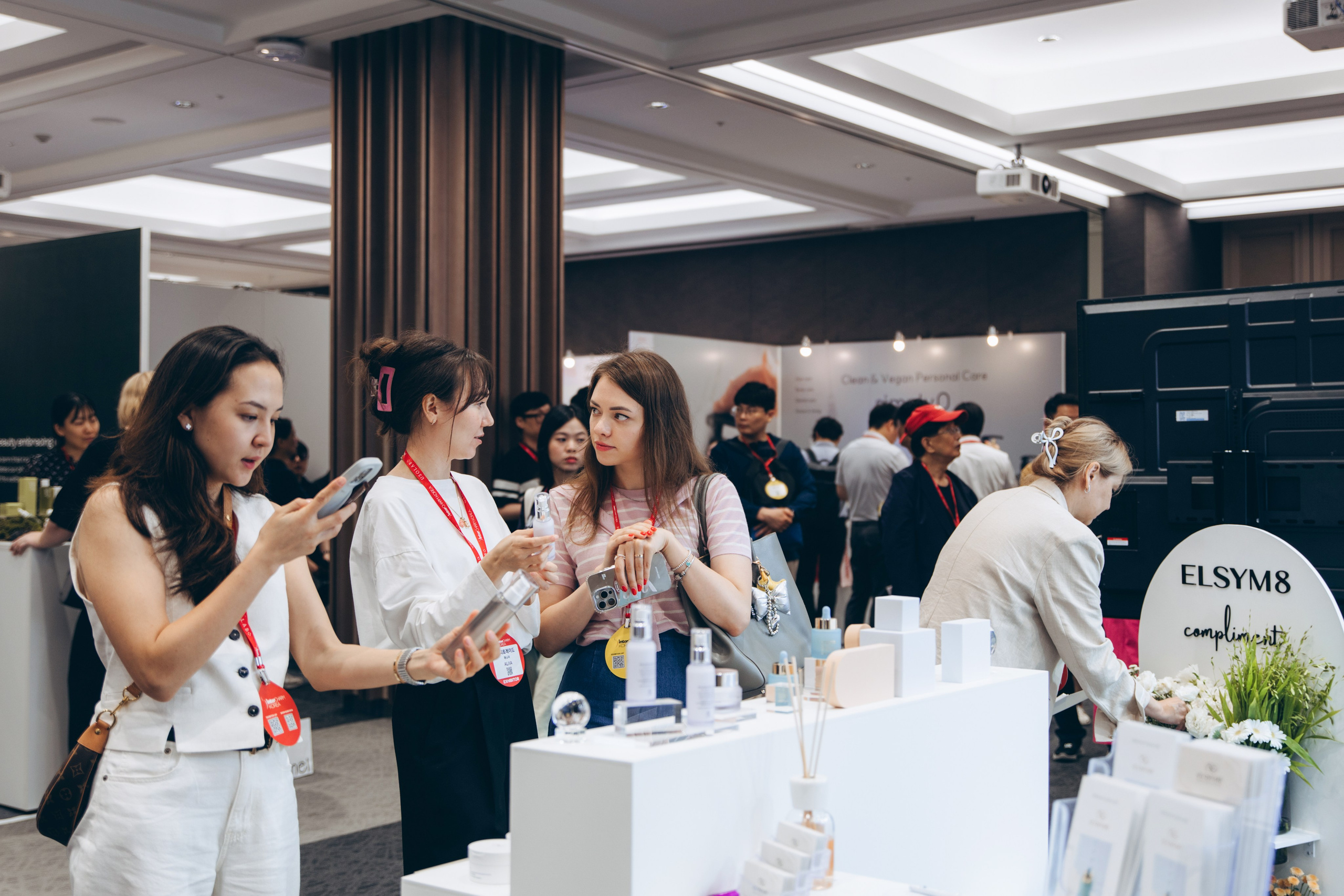 Inter charm Korea 2024 (ELSYM8). Portrait photographer in South Korea Olga Lian