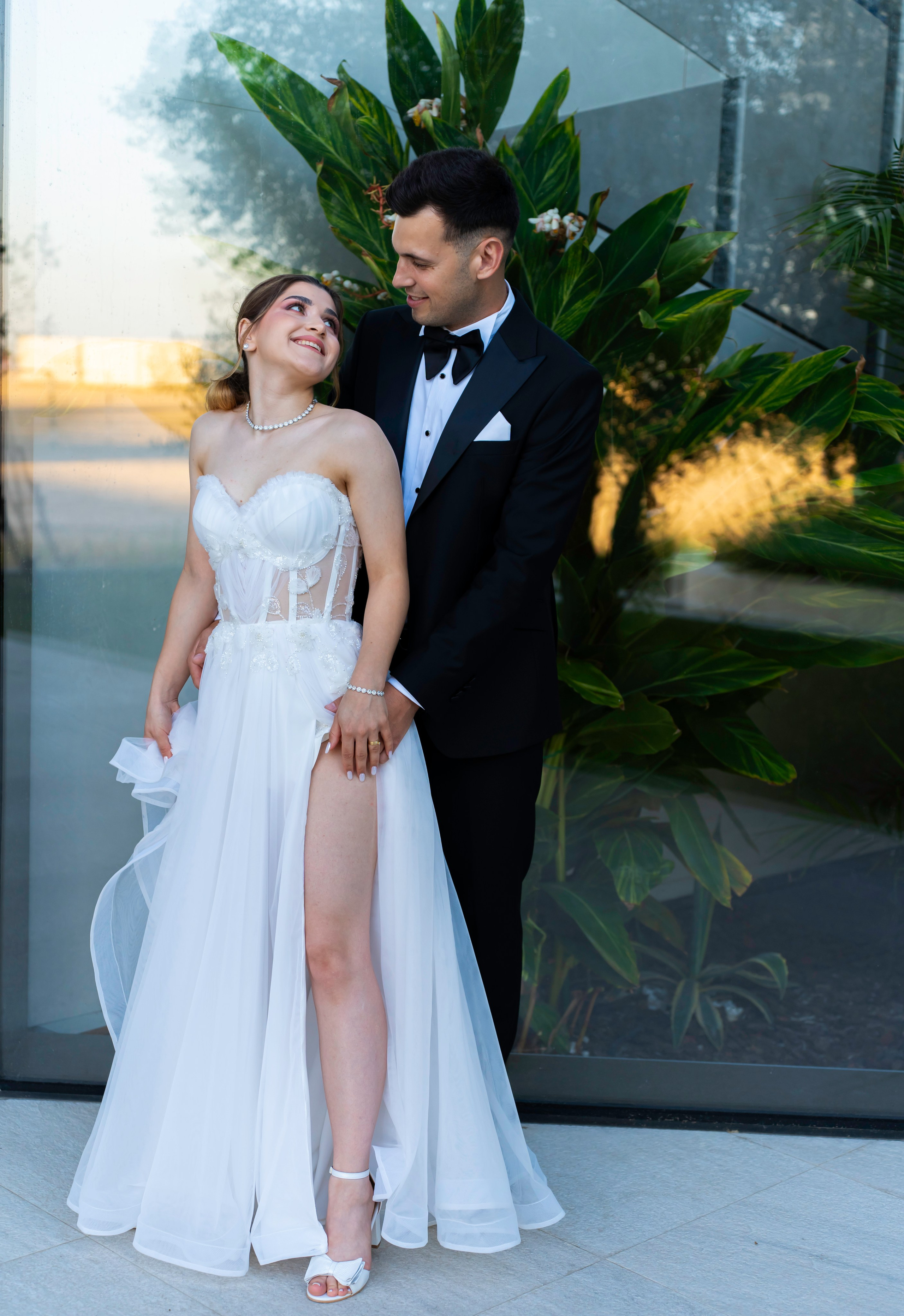 Fotograf de nunta Constanta. Servicii foto video Constanta. MCM Happy Studio – Fotograf și Videograf Nuntă