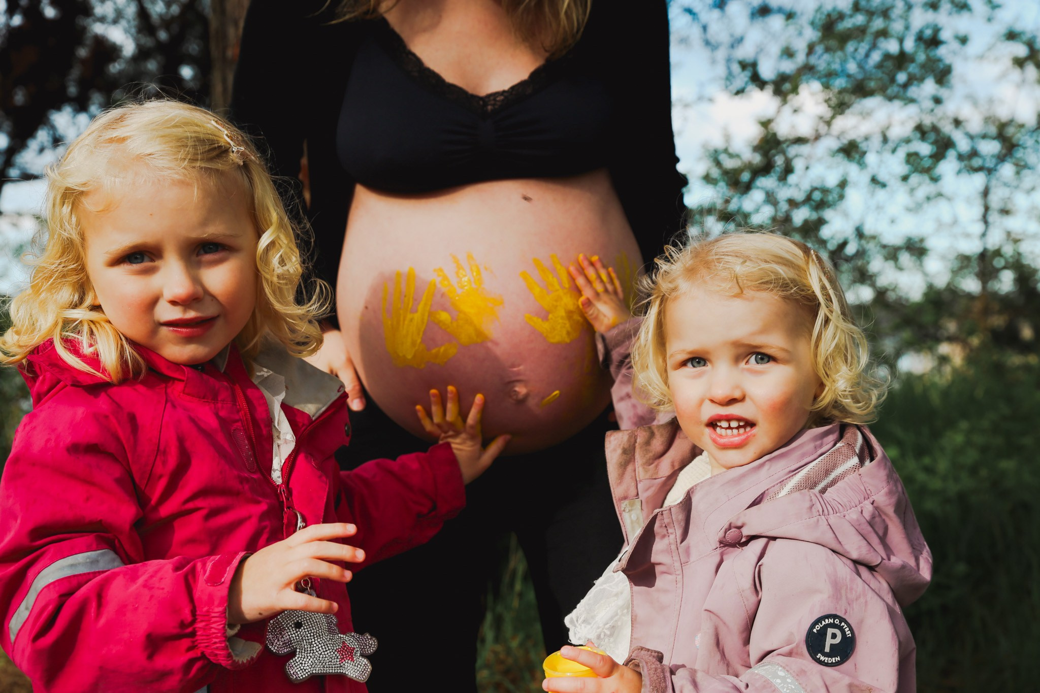 Ulrika & Family: Expecting Joy. Photographer Elina Palmgren