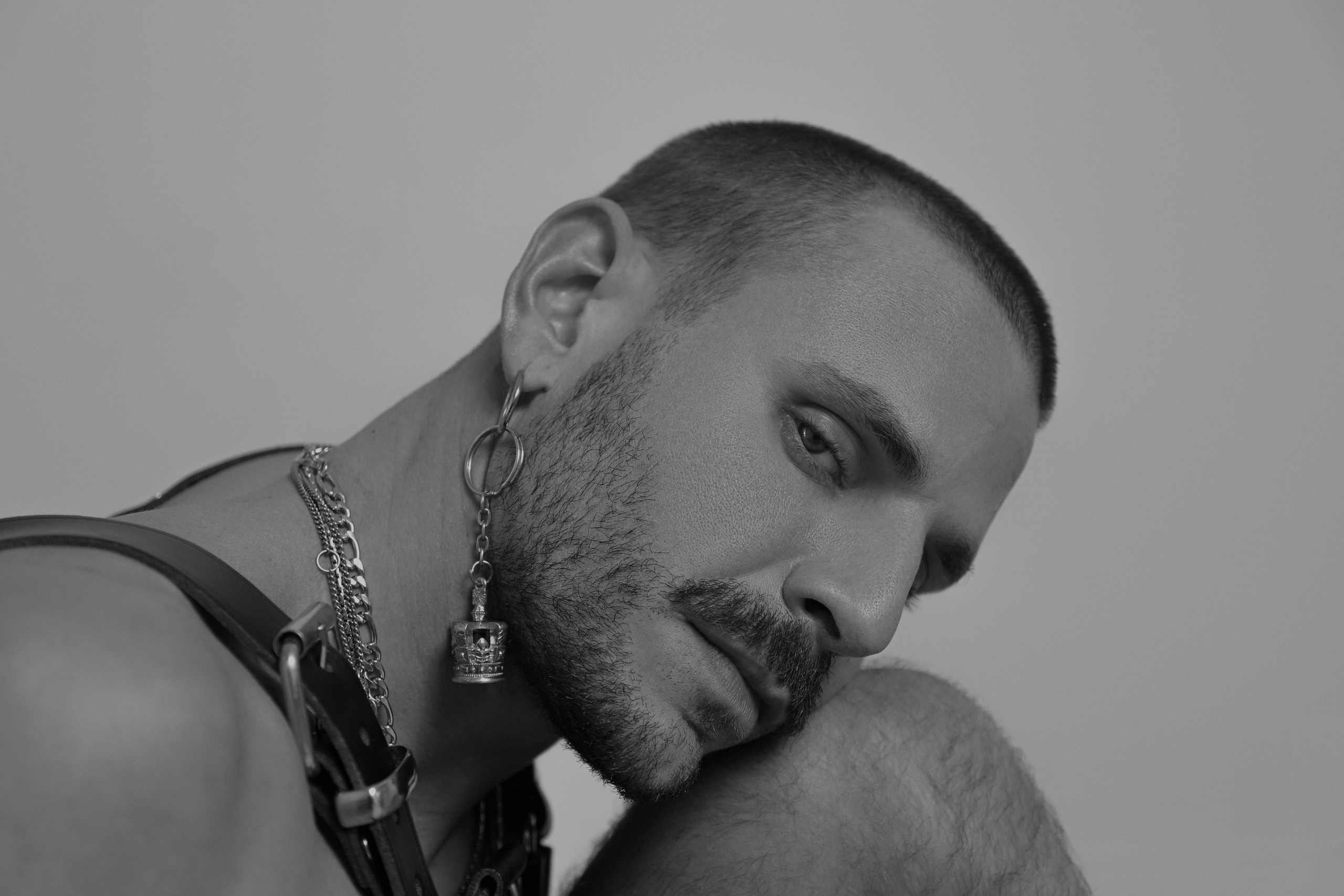 SYLVAIN. Photographe Karen Tatevosian