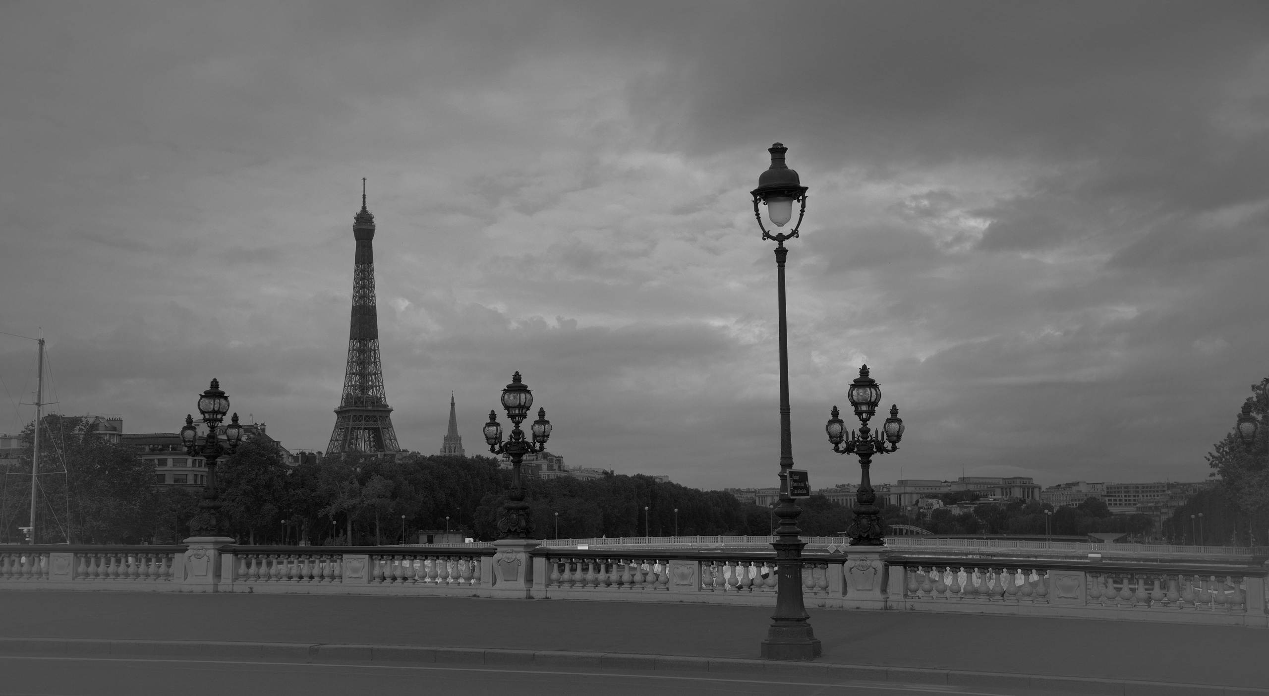 PARIS. Photographe Karen Tatevosian