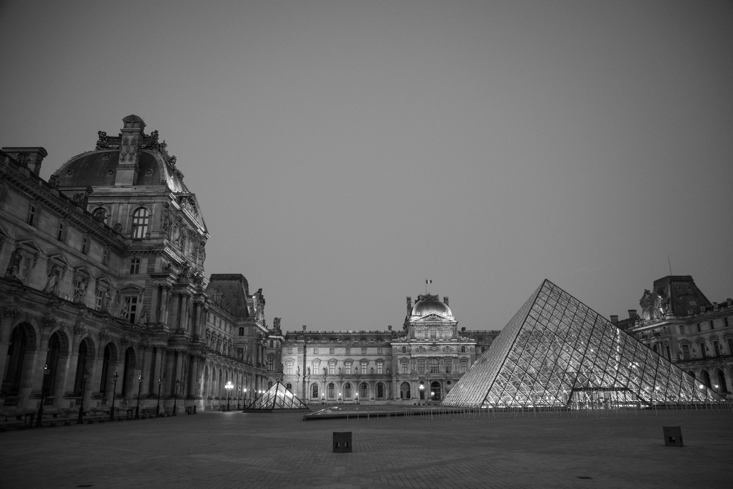 PARIS. Photographe Karen Tatevosian