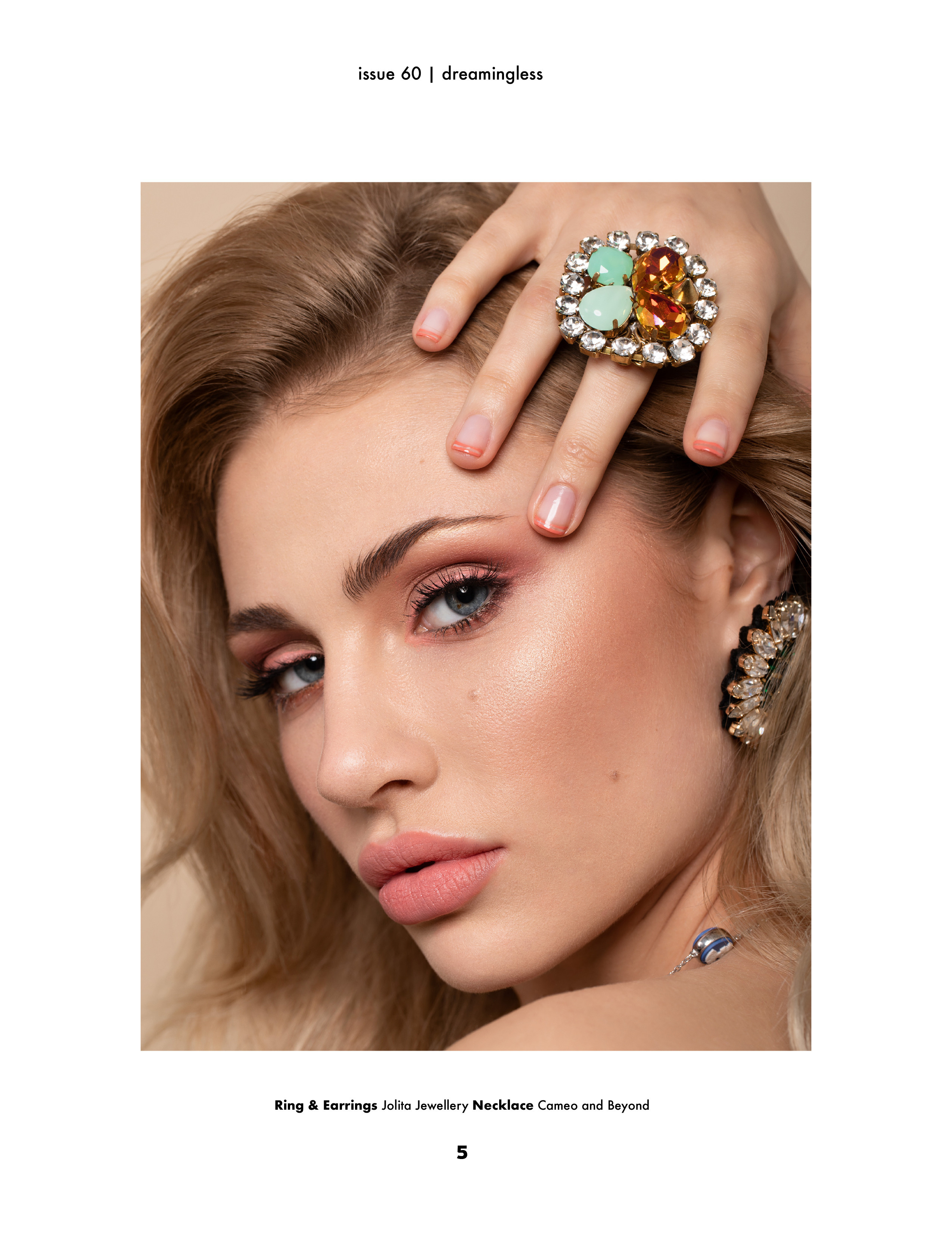 Dreamingless Magazine. Commercial retoucher