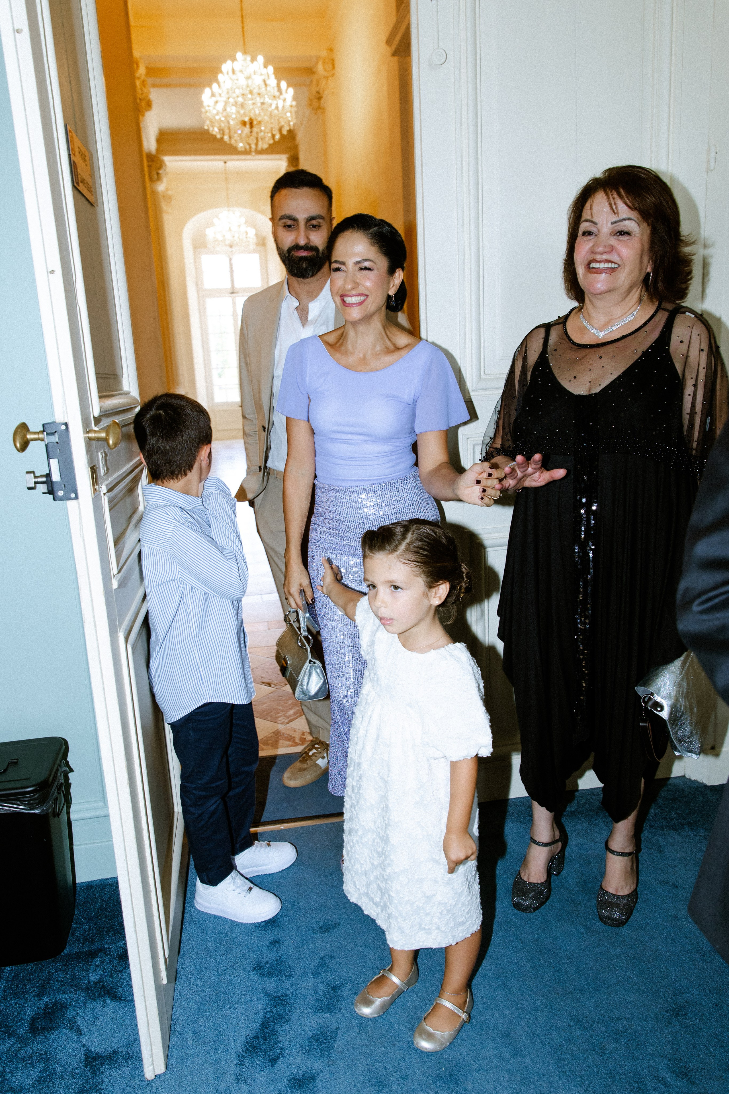 Chloe & Romeo. Photographer in Paris