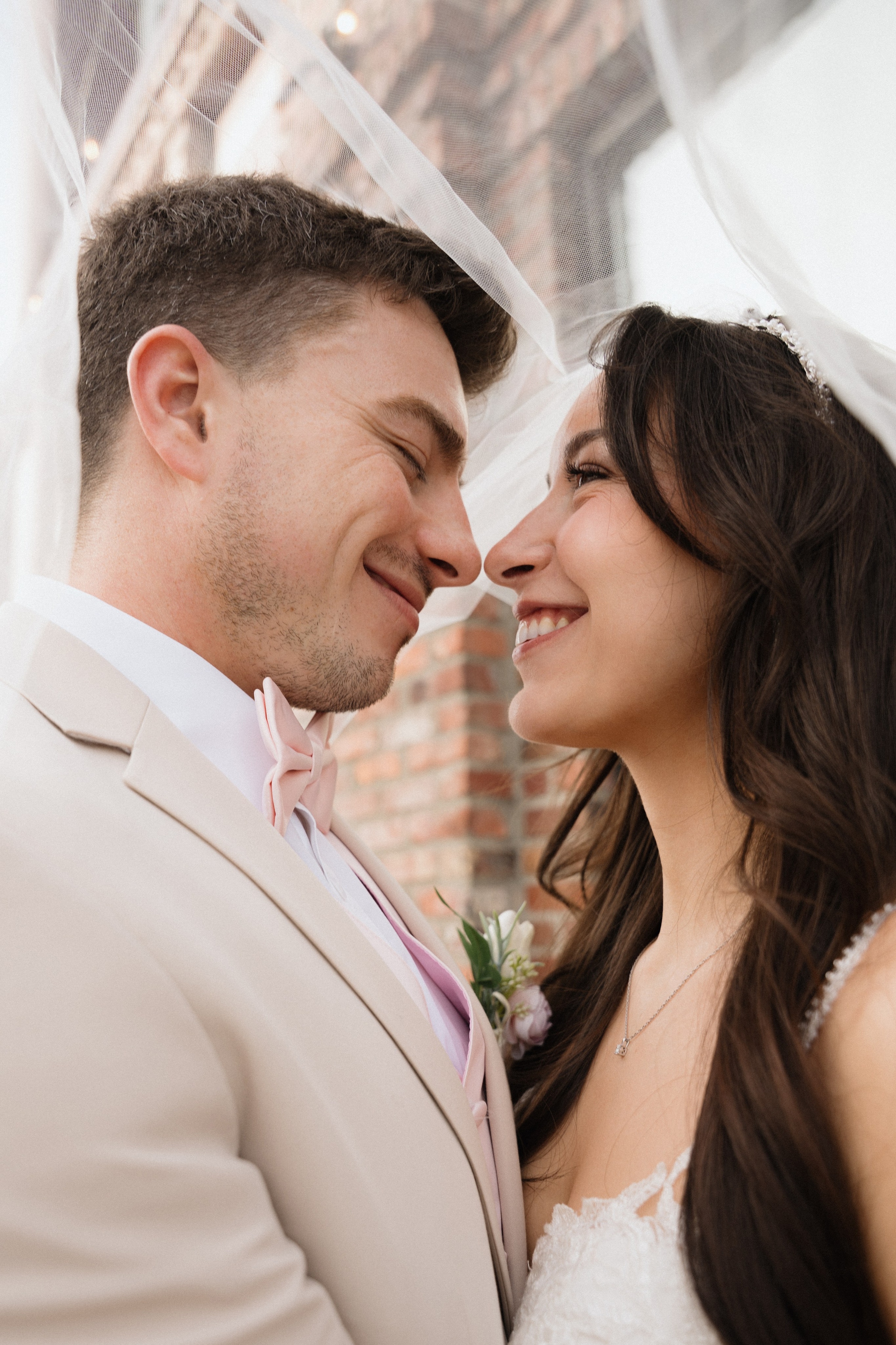 Emma and Tyler | Full Wedding day. Photographer in Washington Sophia D