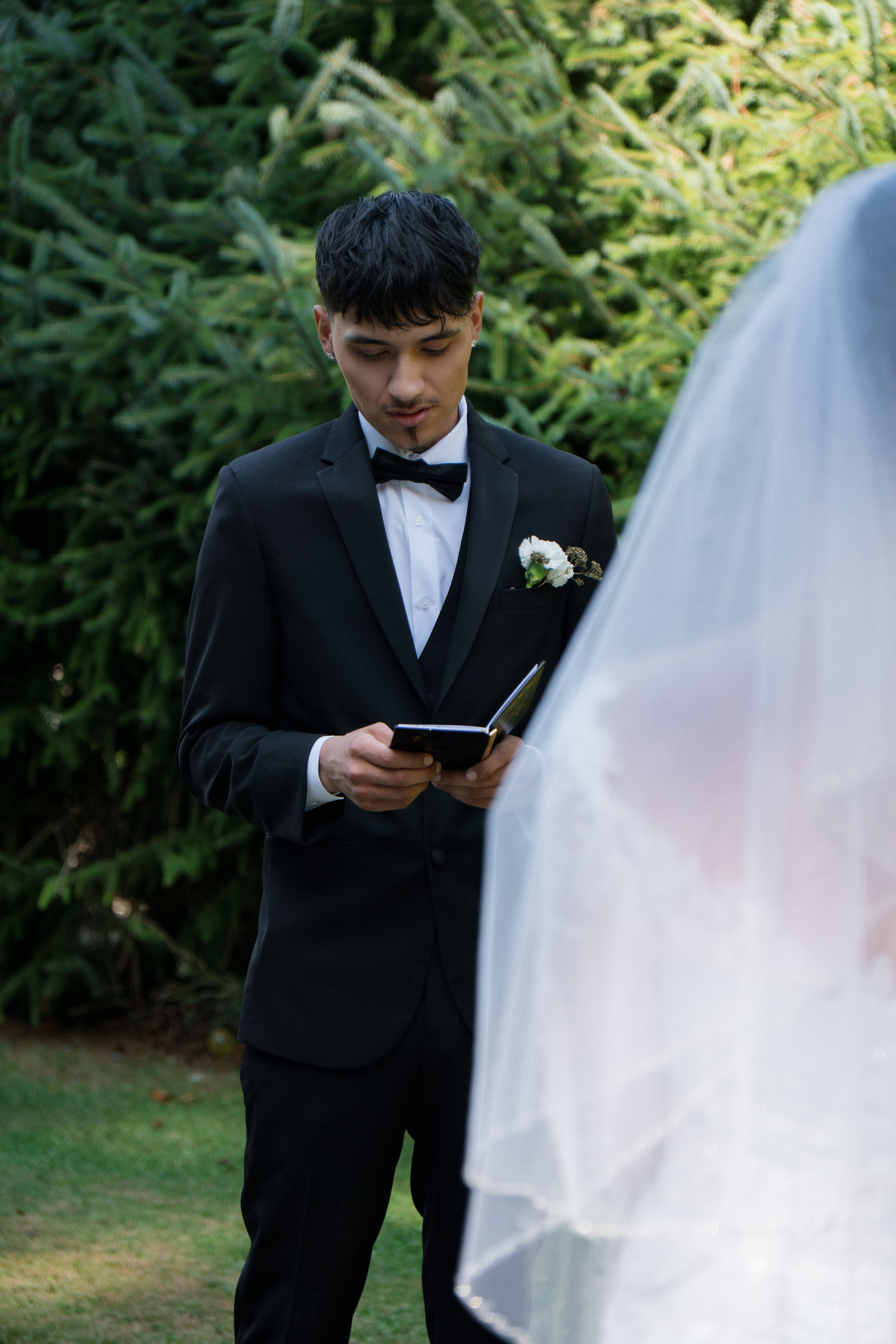 Arianna and Cristopher | Intimate Wedding. Photographer in Washington Sophia D