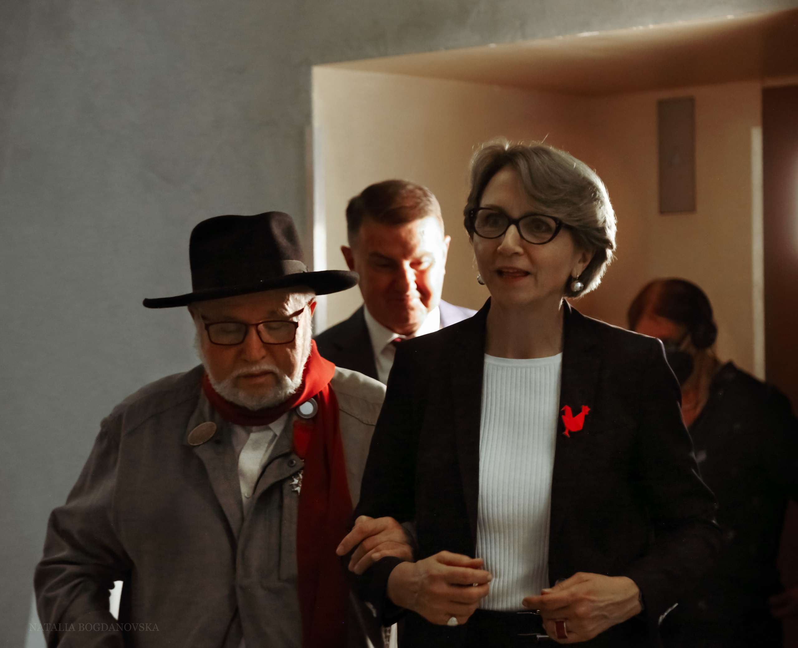 Evgen Bavcar et Anne-Marie Descôtes. Arrière-plan, Franc But, photo Natalia Bogdanovska, Berlin 2021