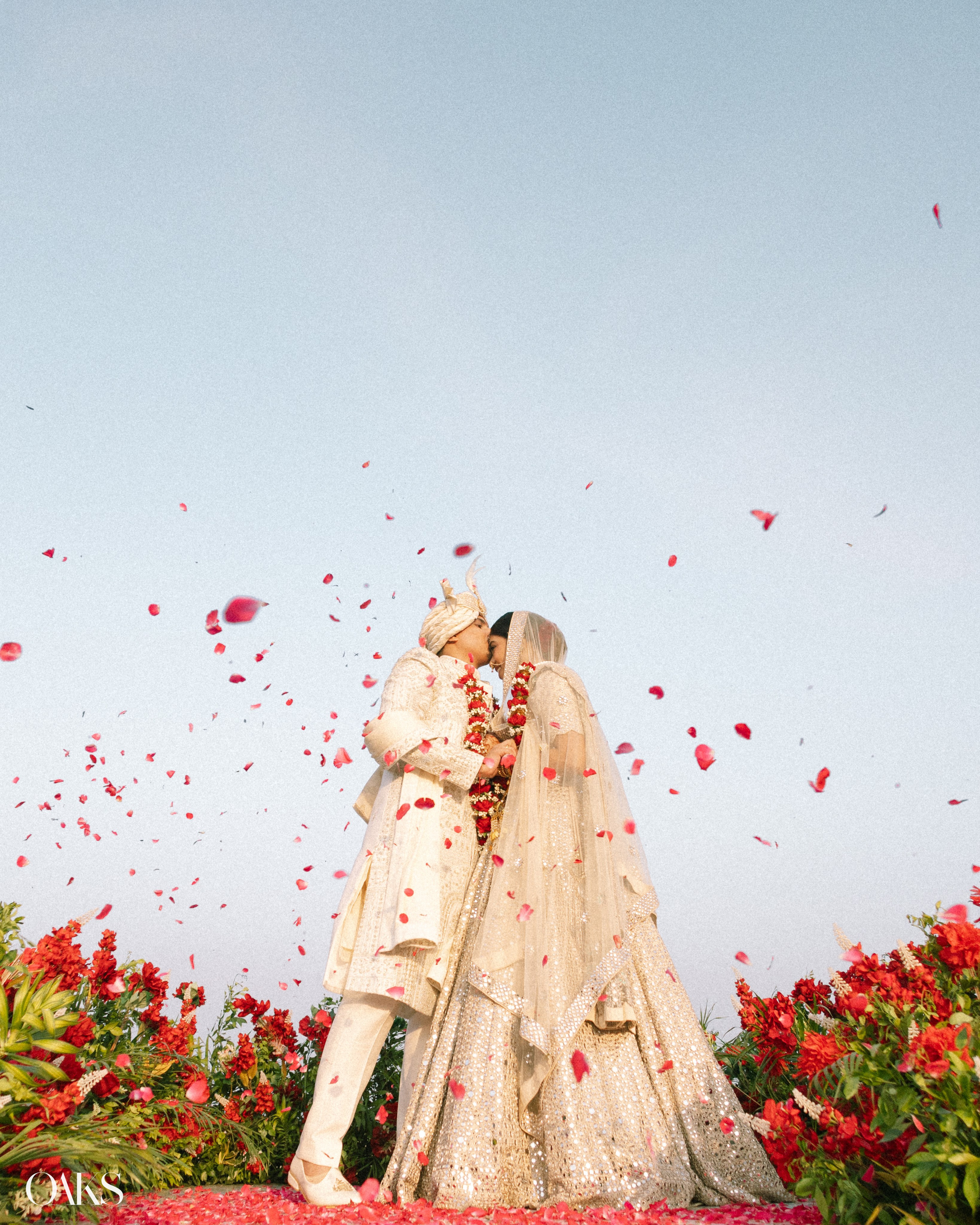 Rahul Pooja. Wedding & Editorial Photographer | Anandshivadas