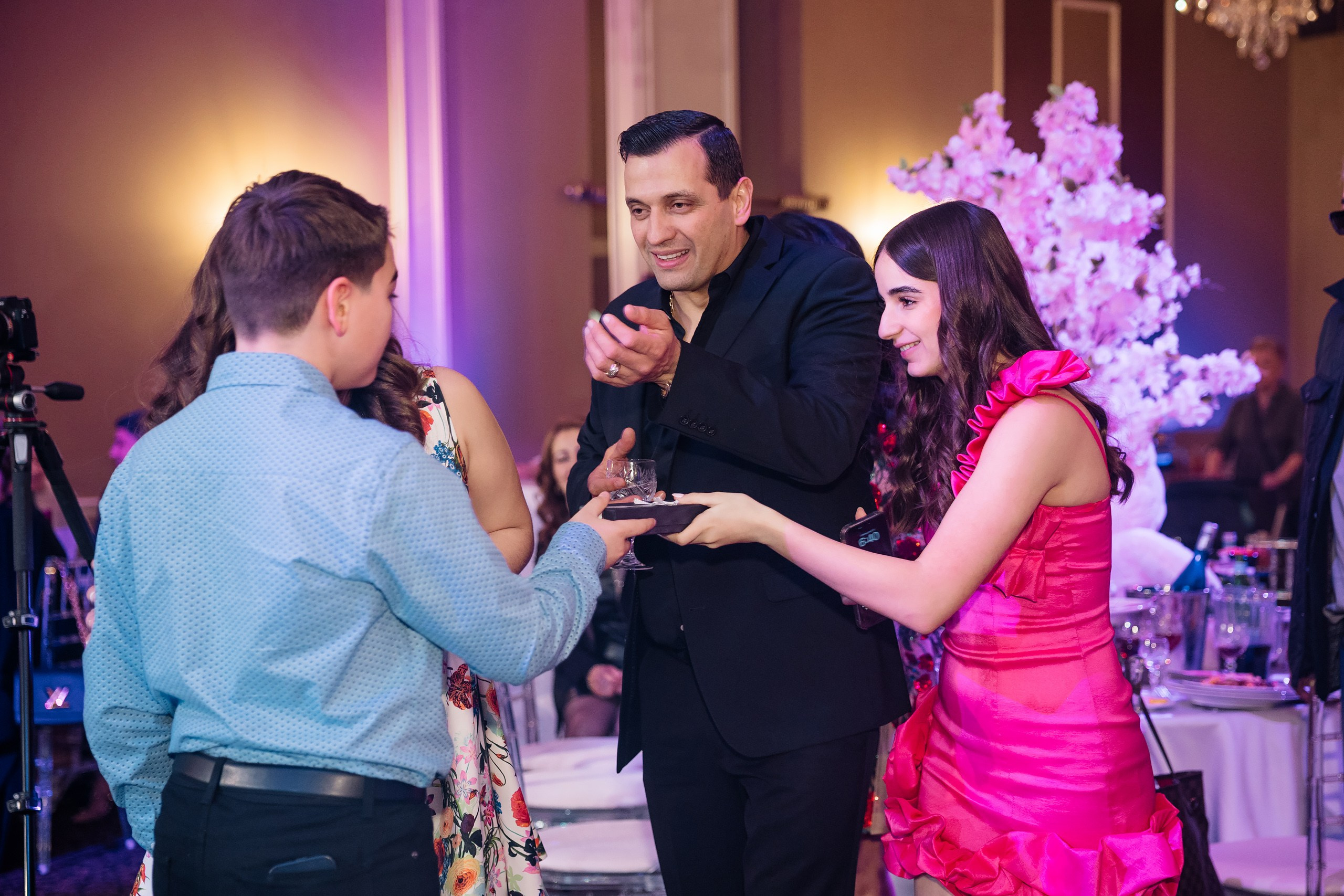 04.13.2025 First birthday. Wedding family event photographer in Chicago Nick Yushevich