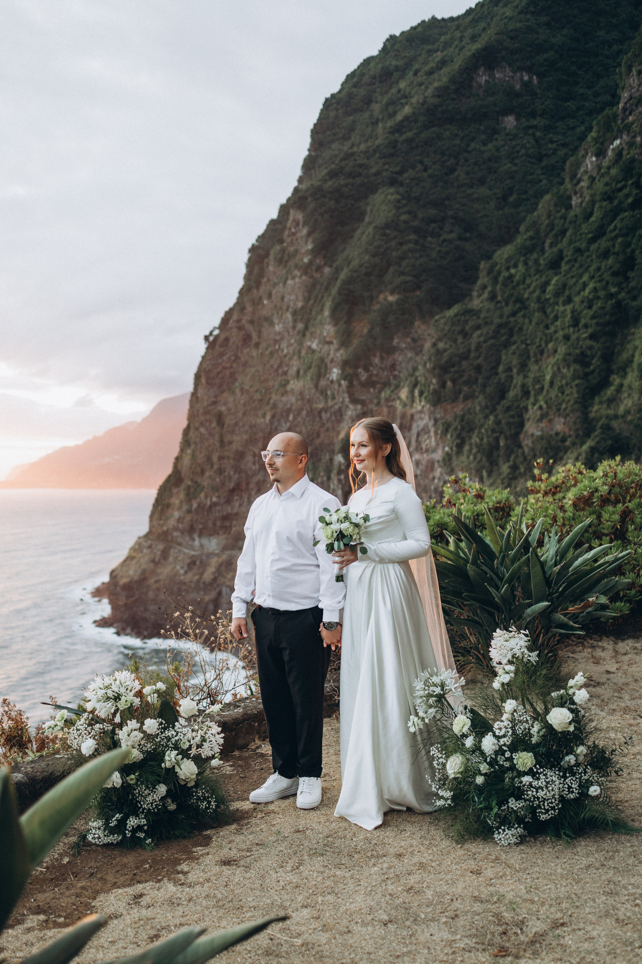 Elopment. Photographer Madeira — couple, elopment, family