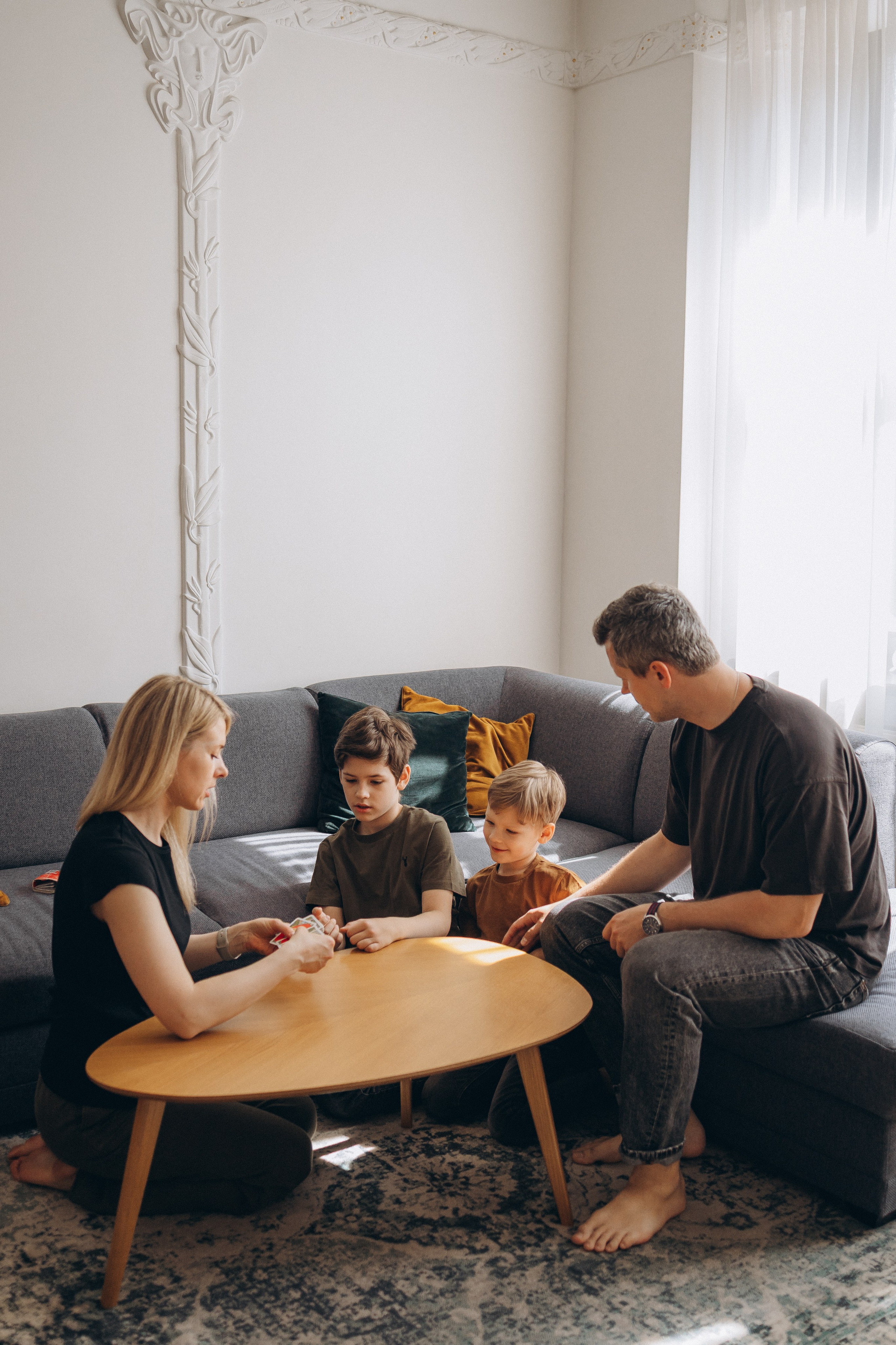 LAURAS ģimene. GALVENĀ