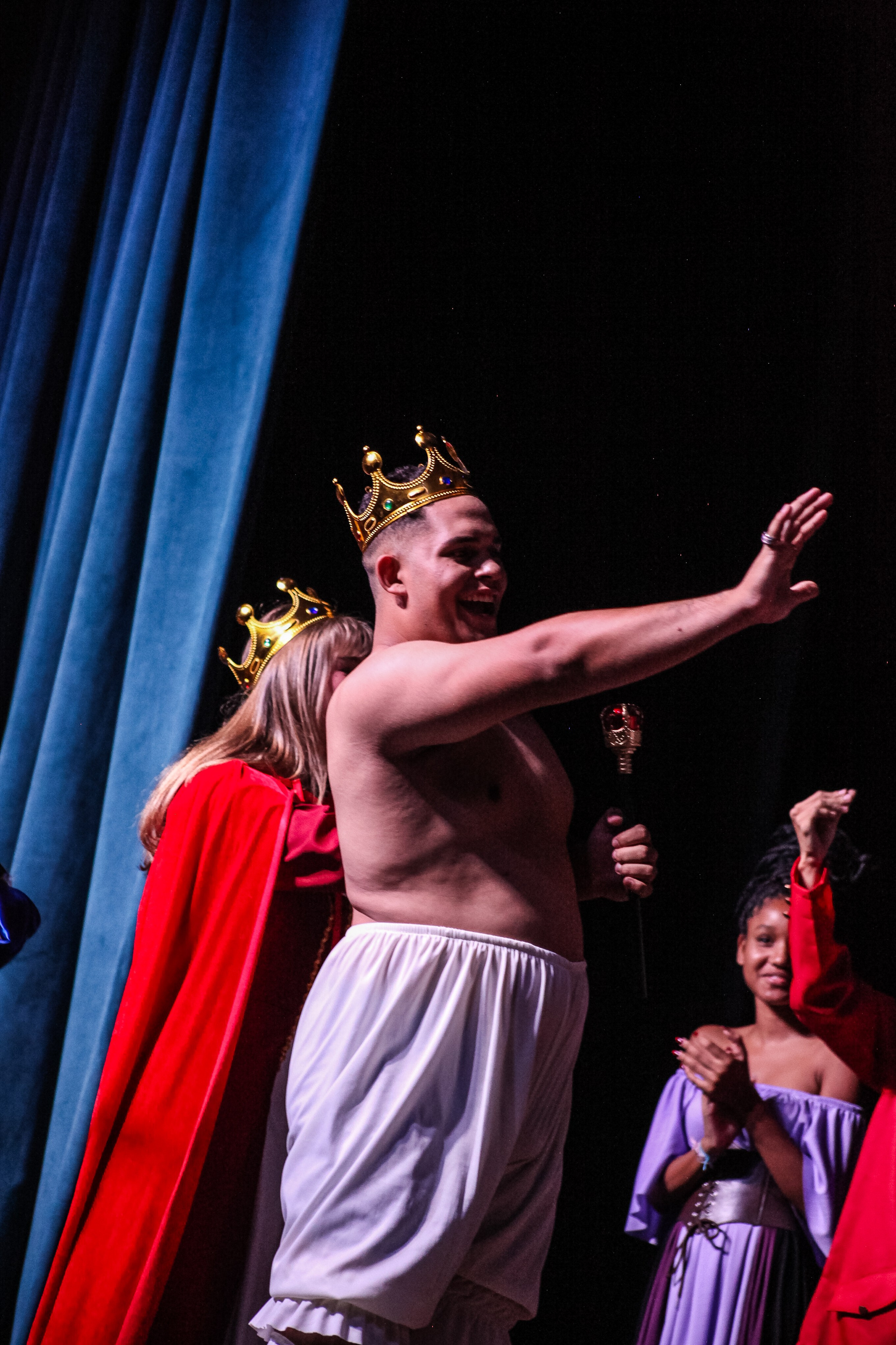 Peça teatral — A Nova Roupa do Rei (dez 24). LUCAS MENEGHIN | fotografia