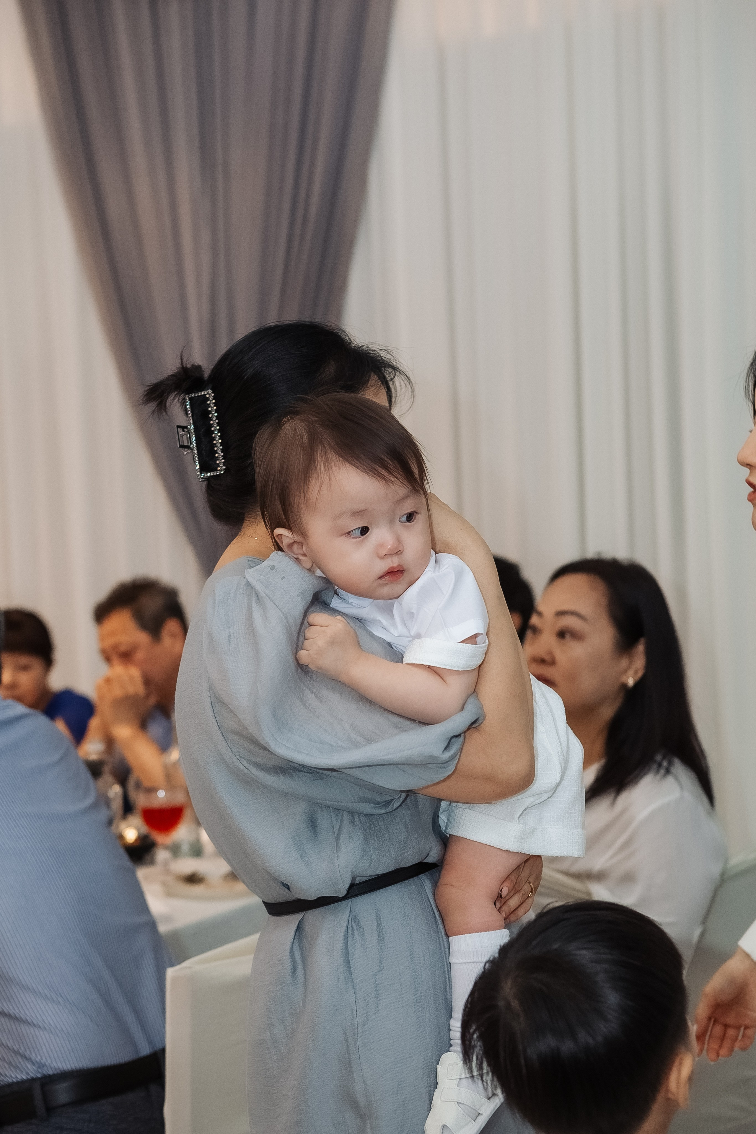 Тео дома и в ресторане. Фотограф беременности, ньюборн и годовасиков в Корее Жанна Хан