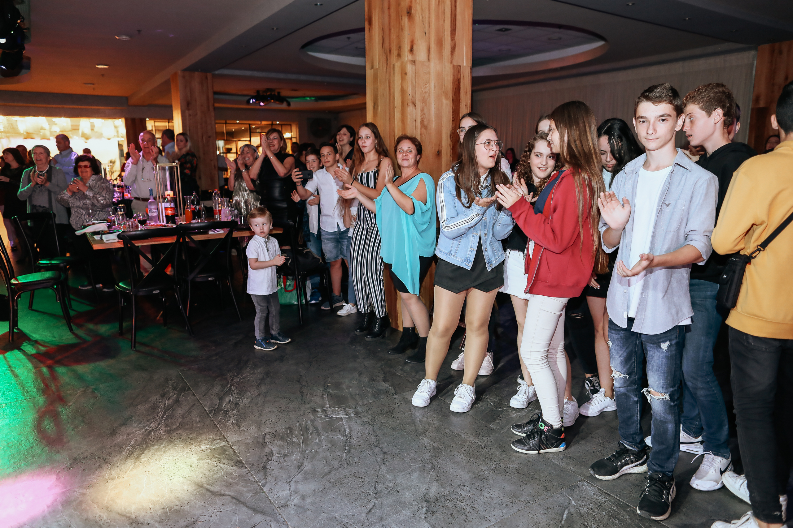 Празднование Бар Мицвы в зале торжеств «Ораним», Хайфа. George TLV — Professional photographer and retoucher in Israel