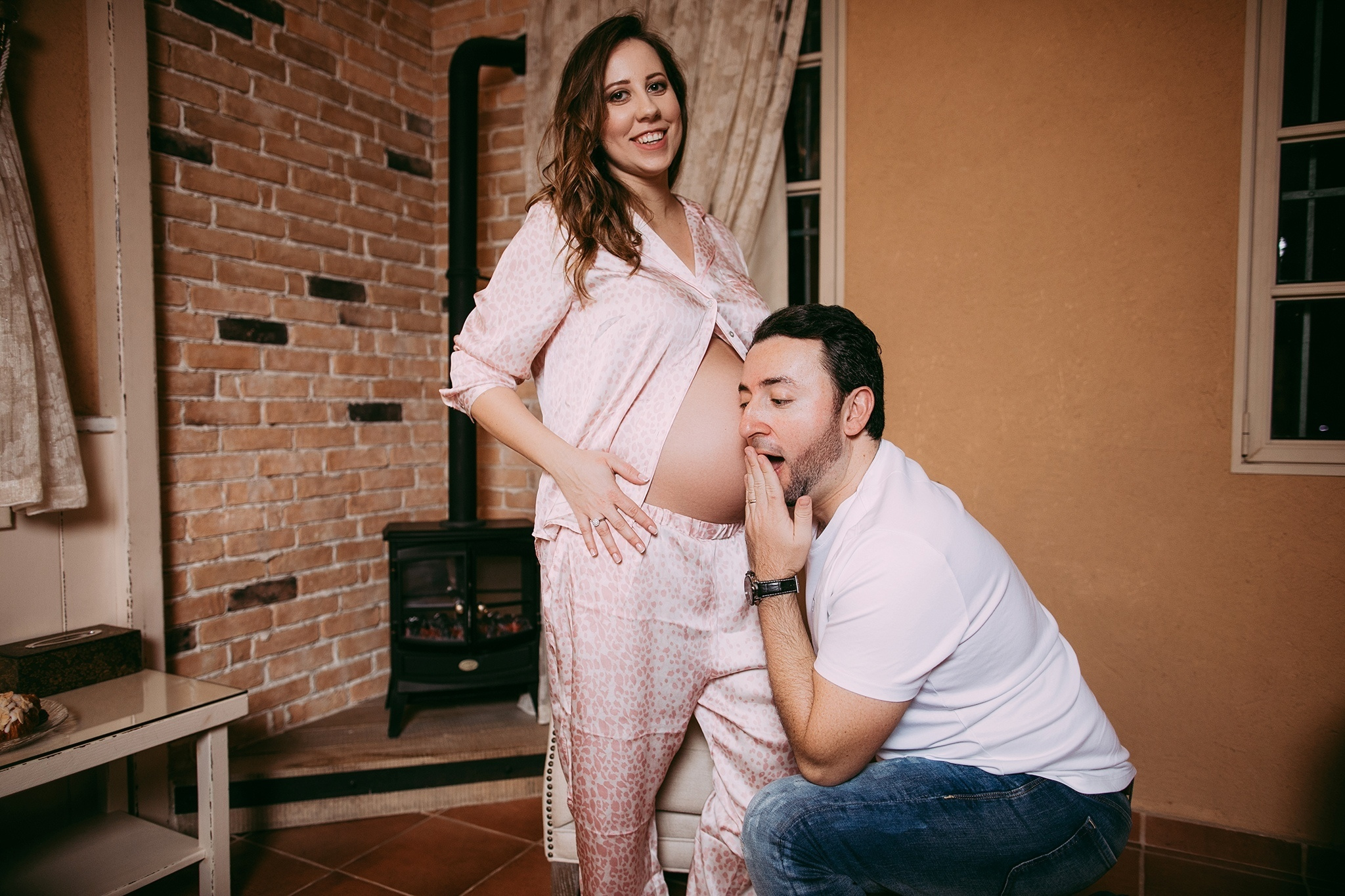 Фотосессия беременности в номере отеля Templer в Немецкой колонии в Хайфе. George TLV — Professional photographer and retoucher in Israel