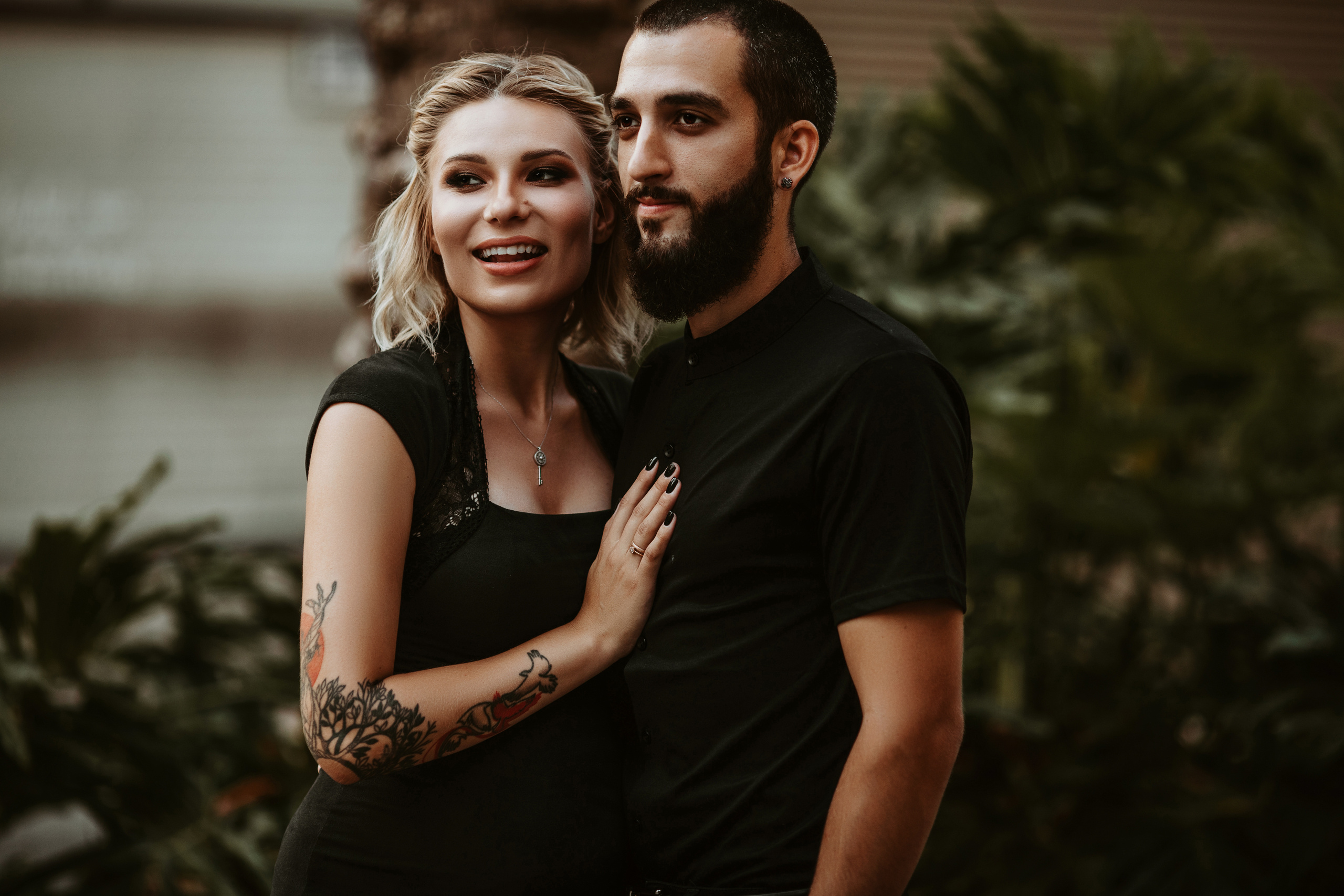 Фотосессия прогулки Александра и Марии в ожидании чуда. George TLV — Professional photographer and retoucher in Israel