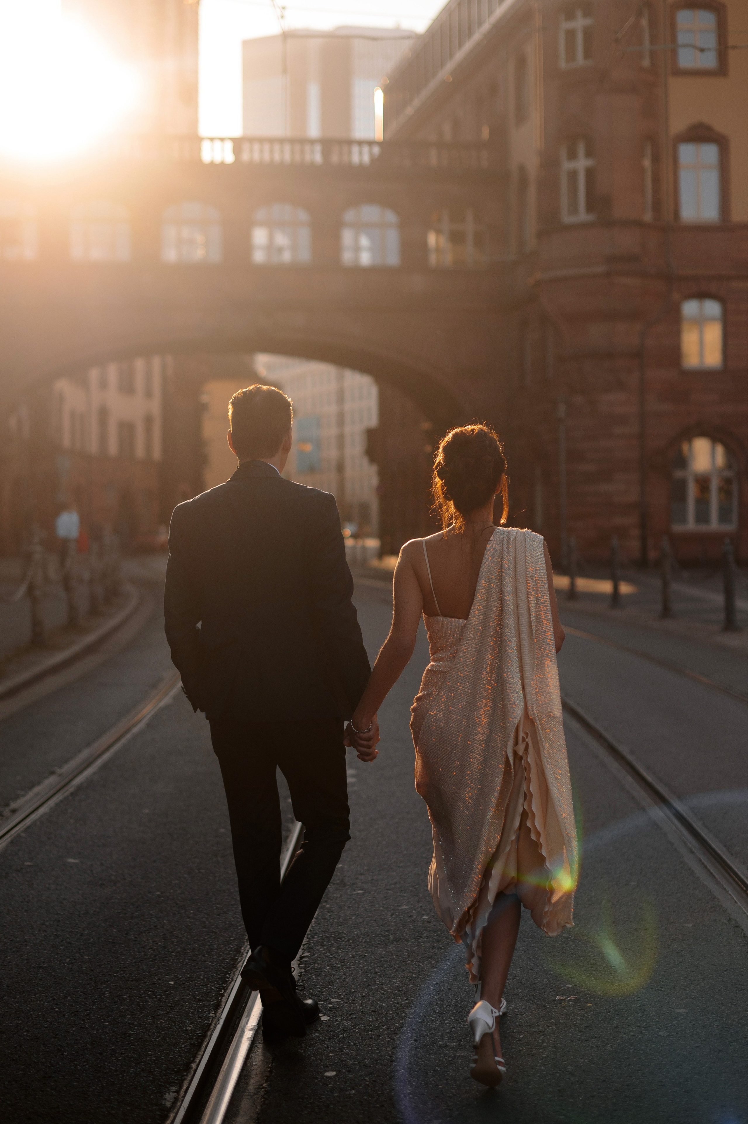Standesamtliche Hochzeit in Frankfurt - Getting Ready, First Look & Römer